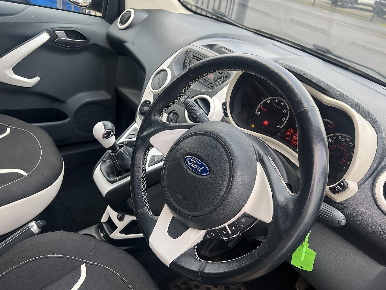 Ford KA - Image 11