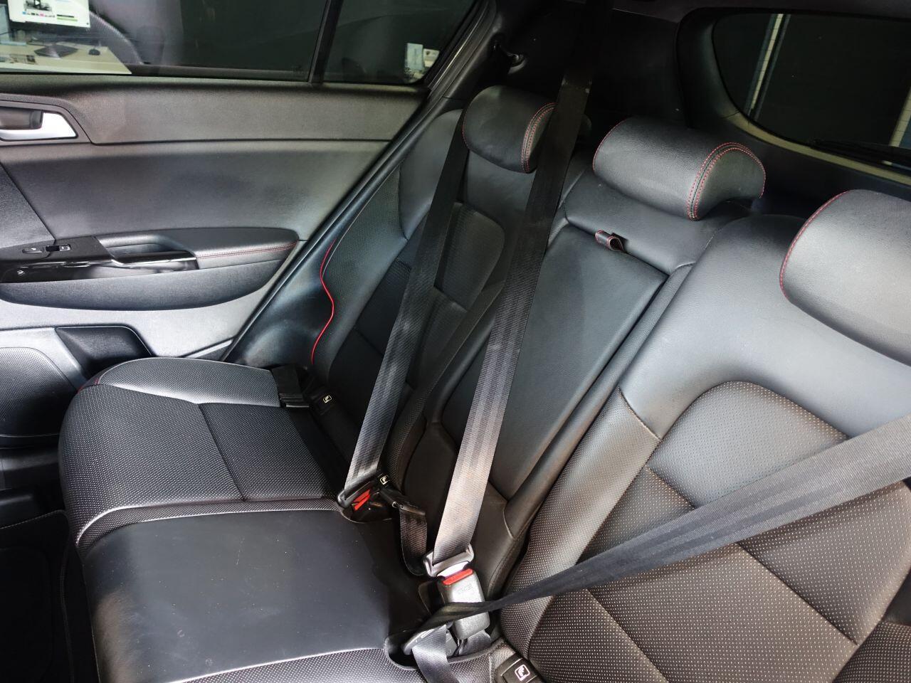 Kia Sportage - Image 17