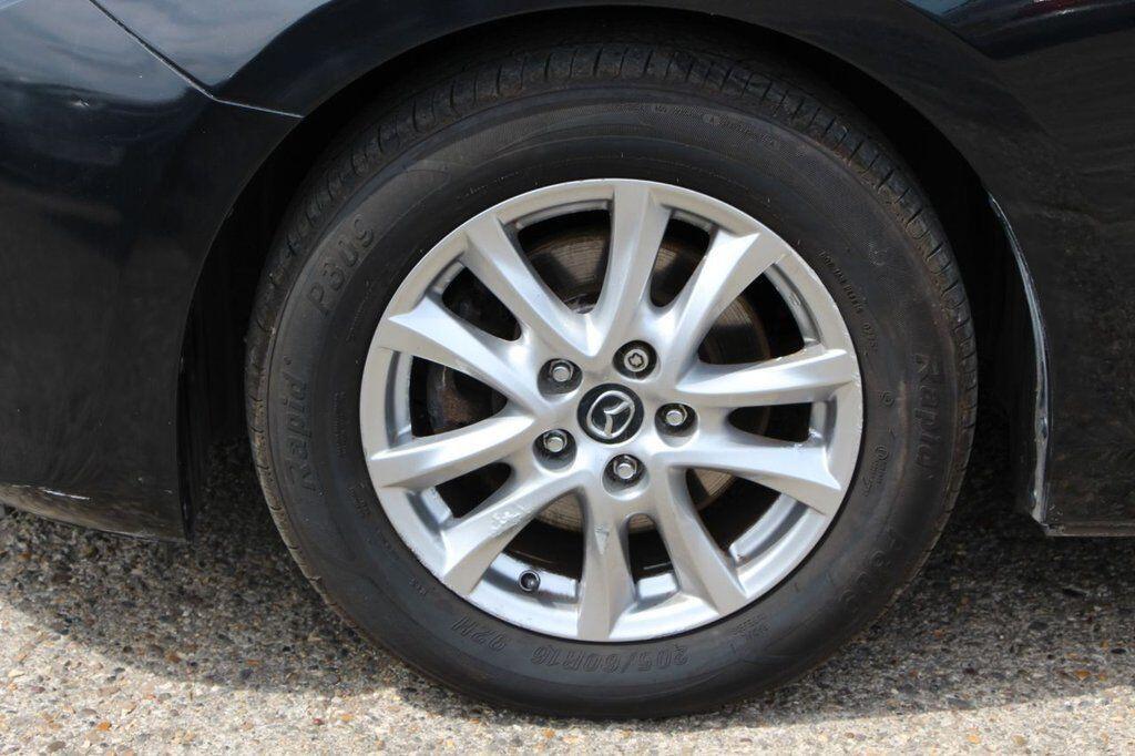 Mazda MAZDA3 - Image 12