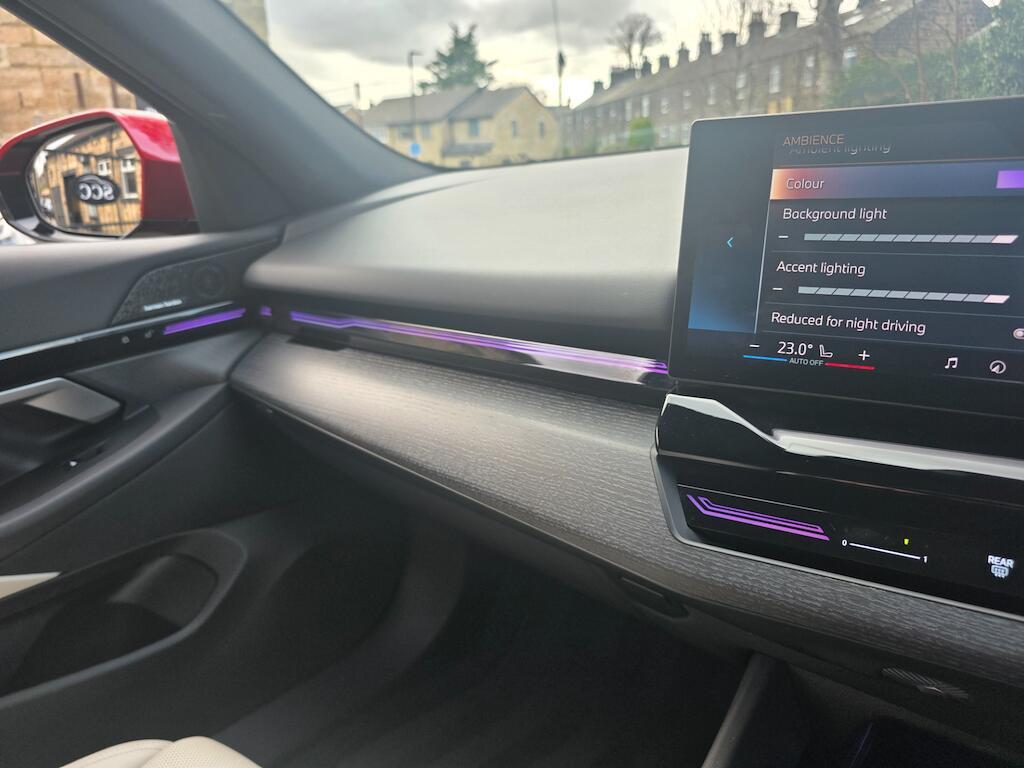 BMW 5 Series - Image 37