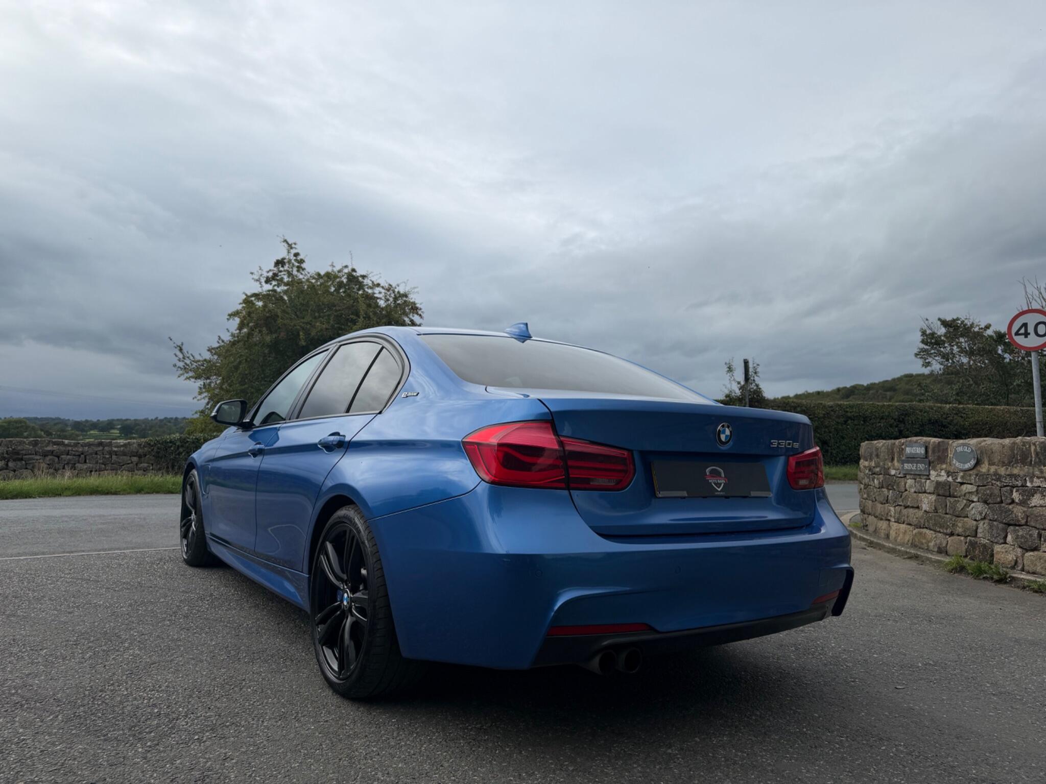 BMW 3 Series - Image 7