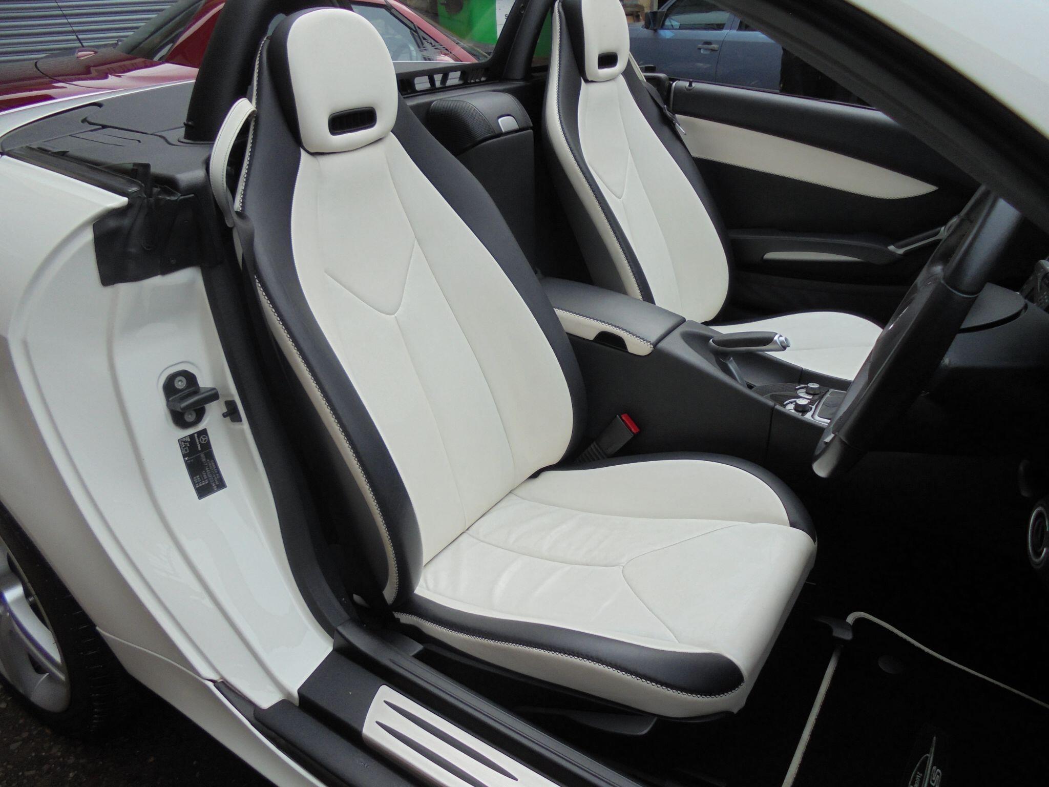 Mercedes SLK - Image 8