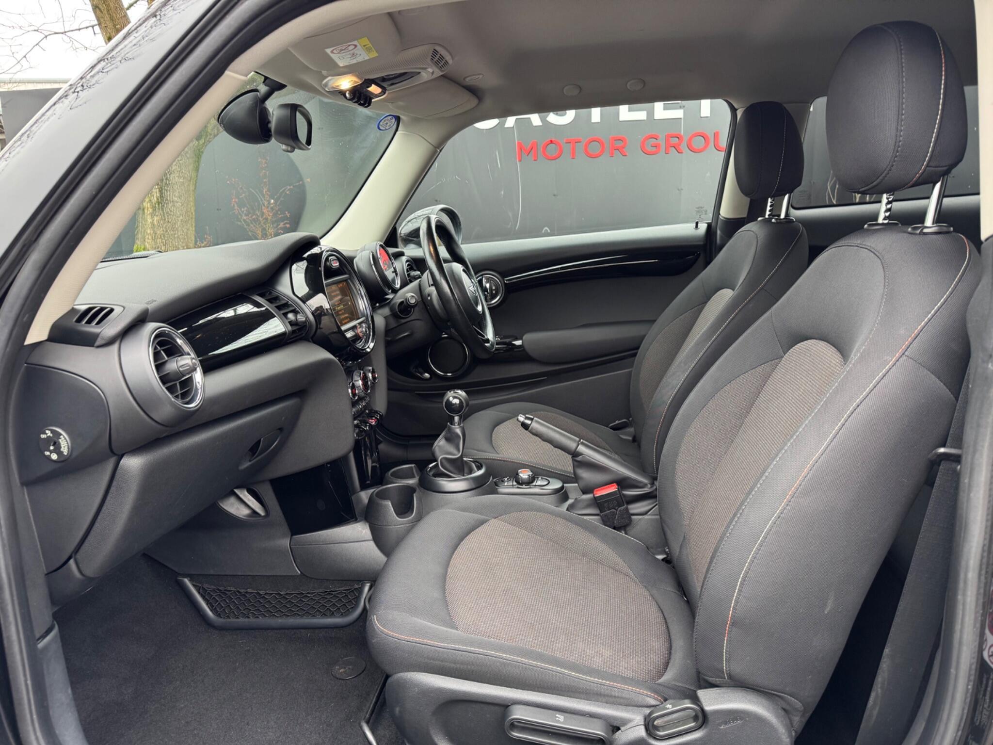 MINI Hatch - Image 12