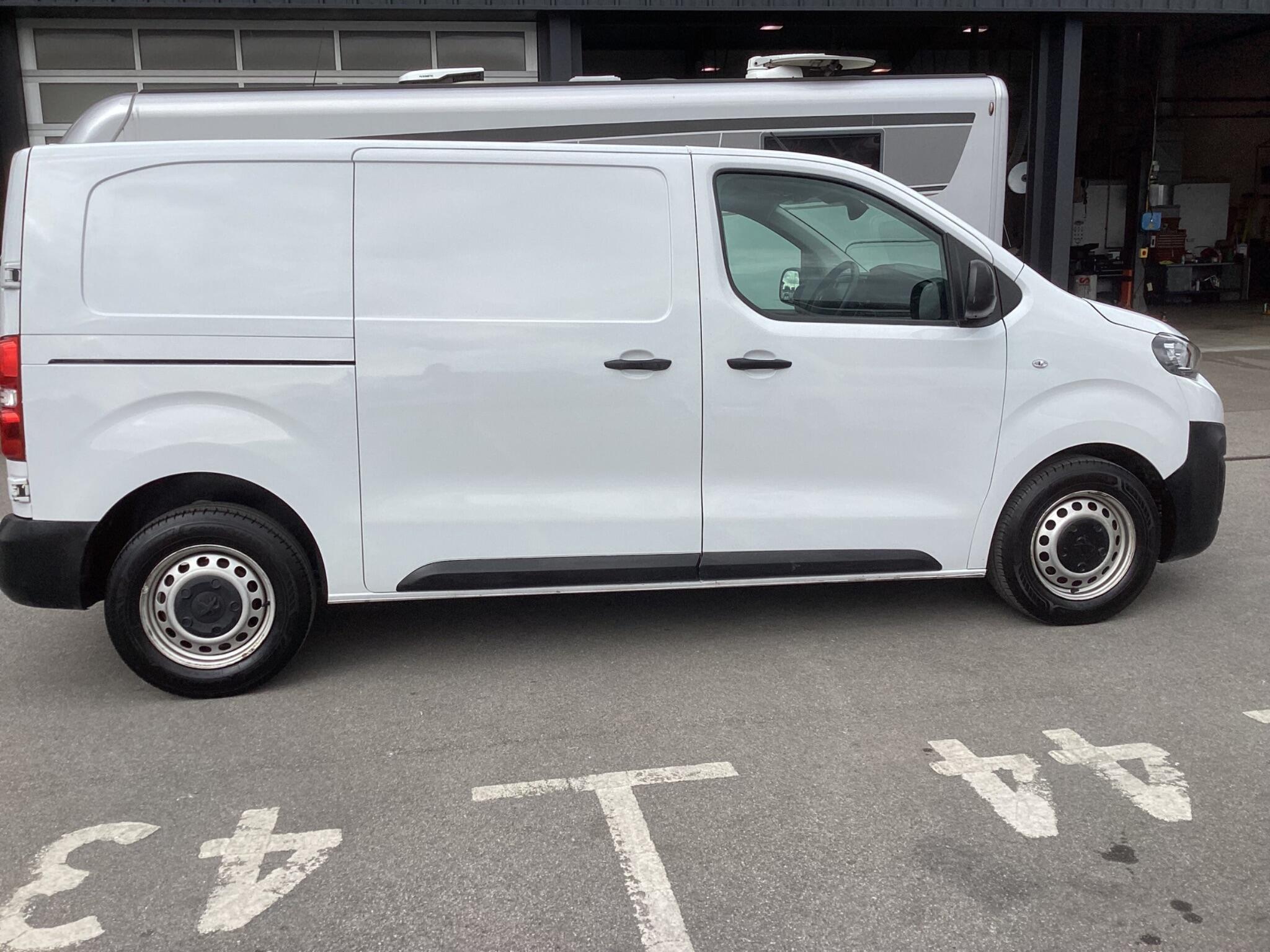 Peugeot Expert - Image 8