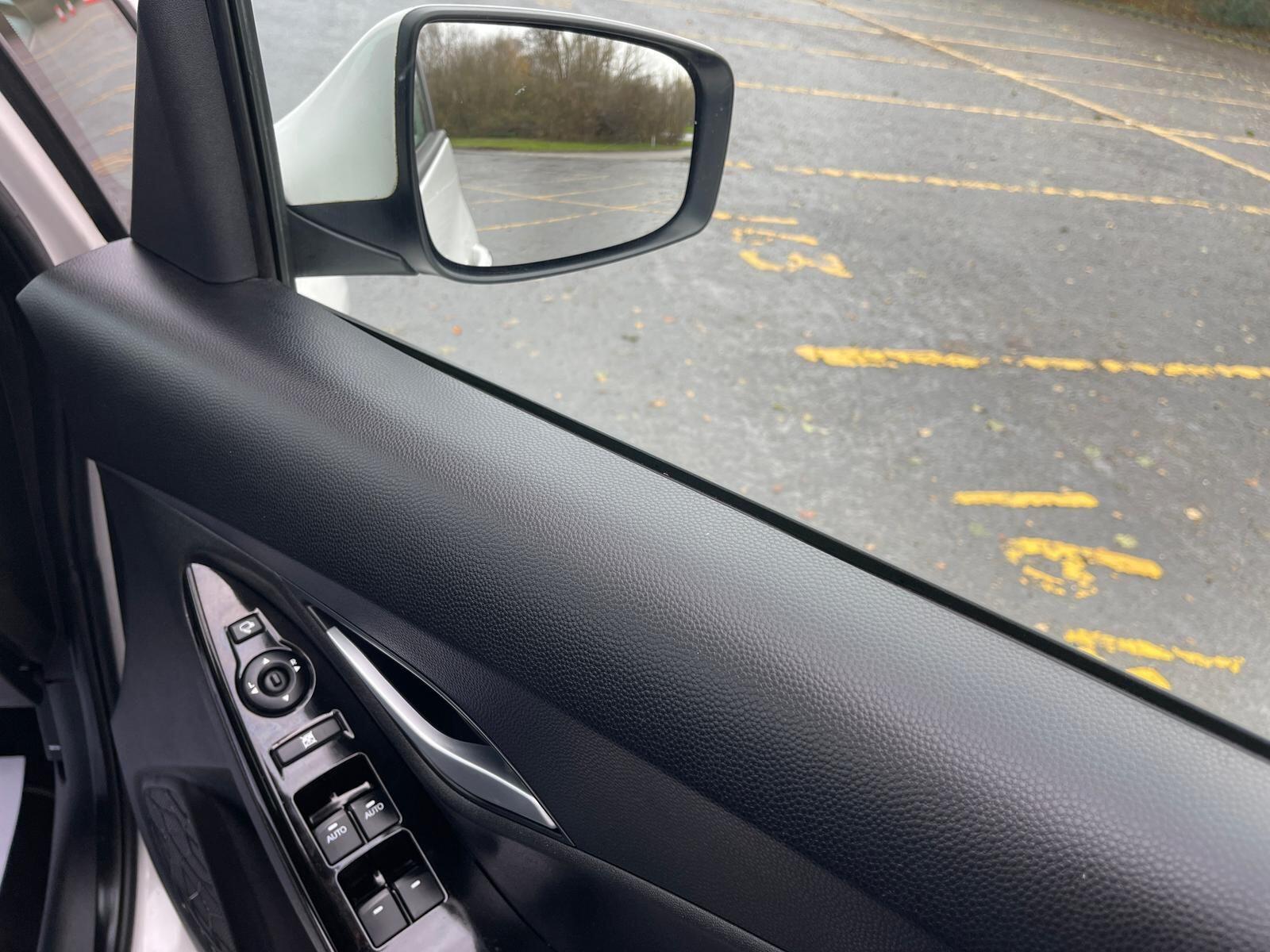 Hyundai ix20 - Image 46