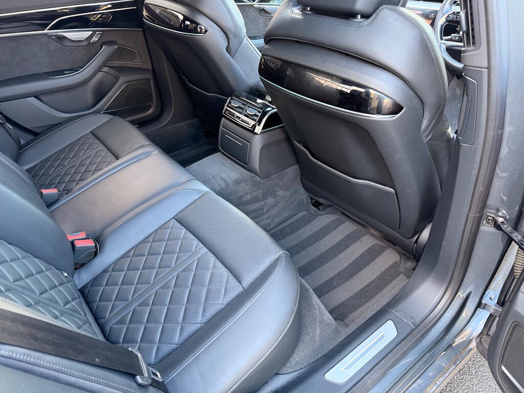Audi A8 - Image 50