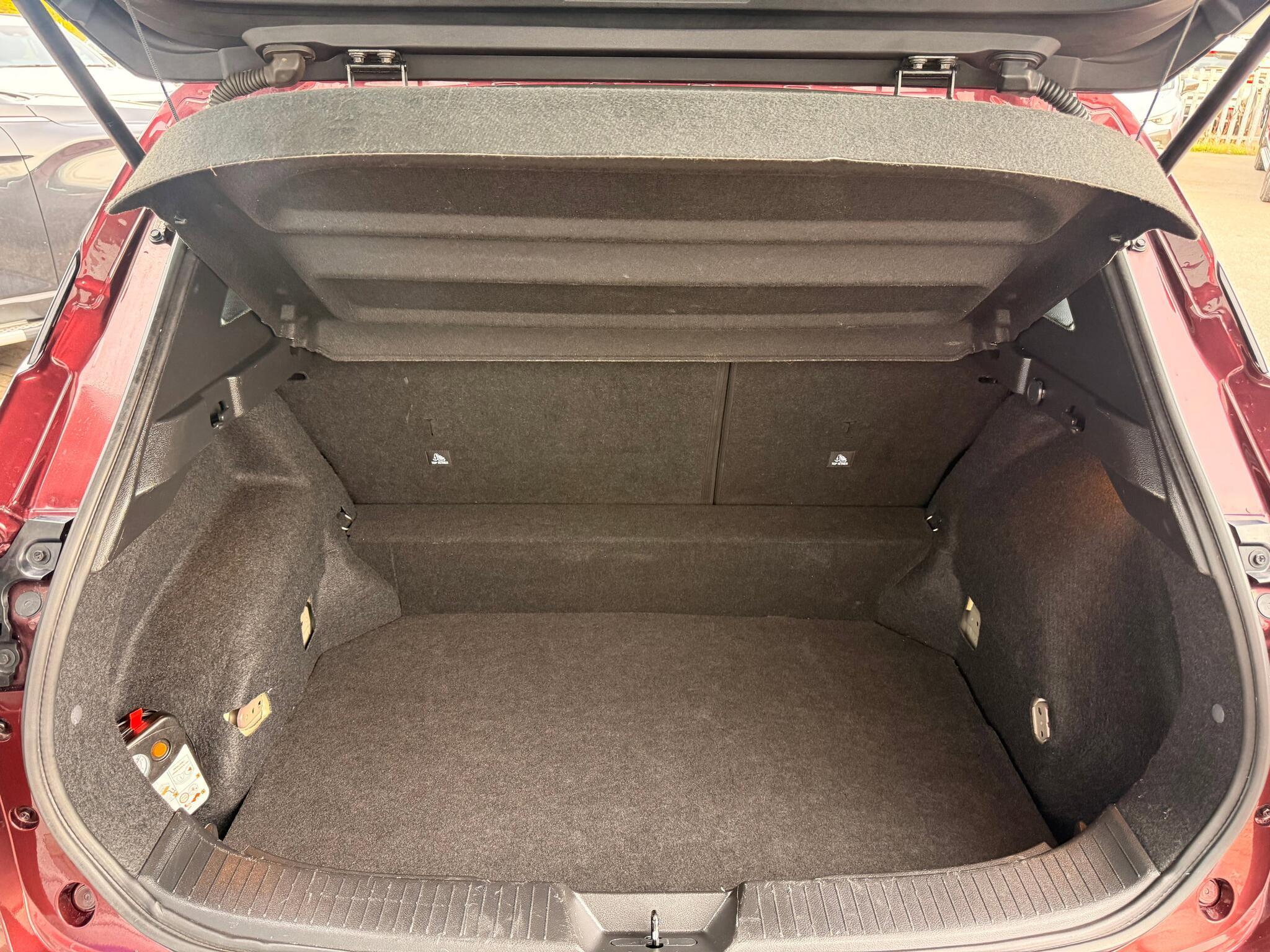 Nissan Qashqai - Image 13