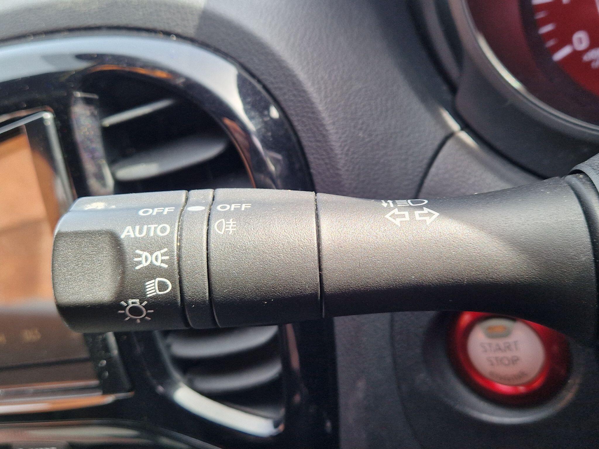 Nissan Juke - Image 44