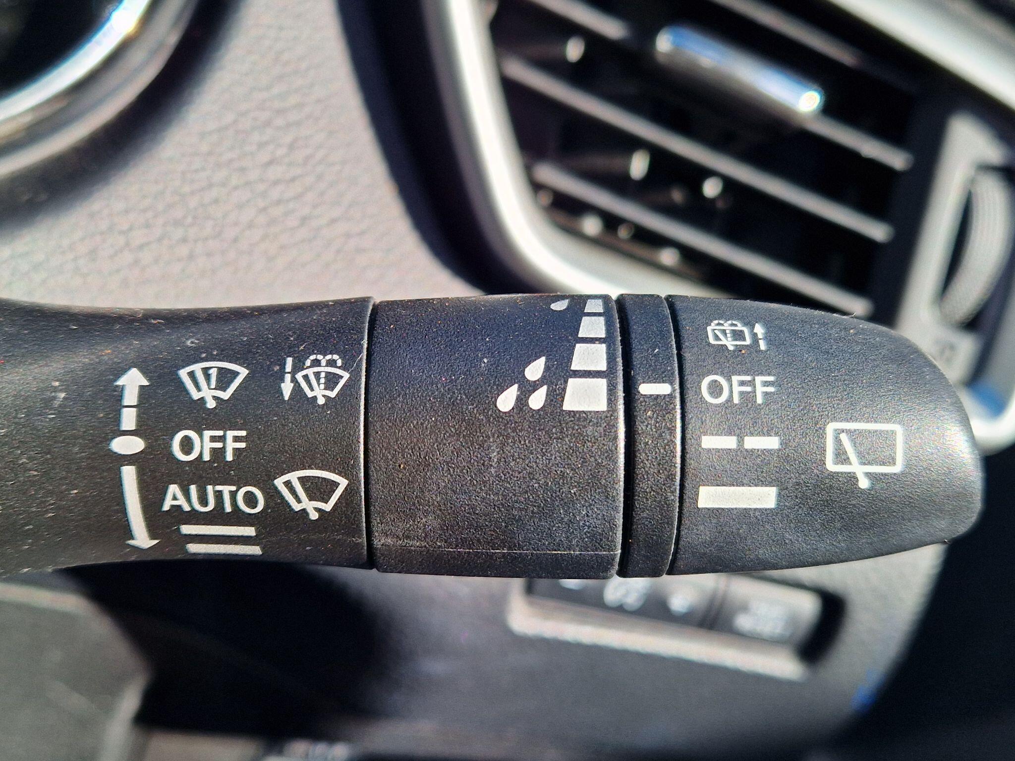 Nissan Qashqai - Image 45