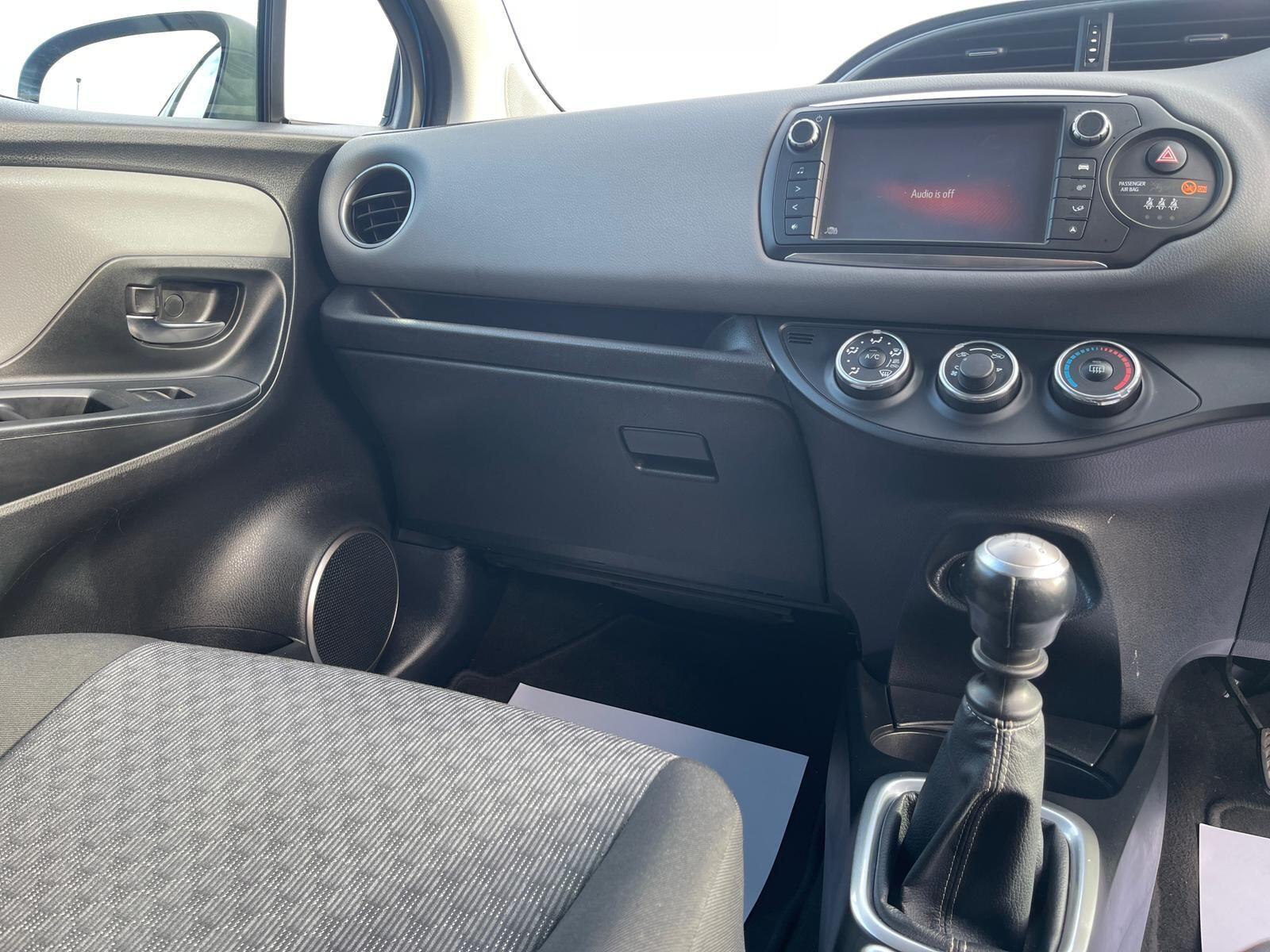 Toyota Yaris - Image 14