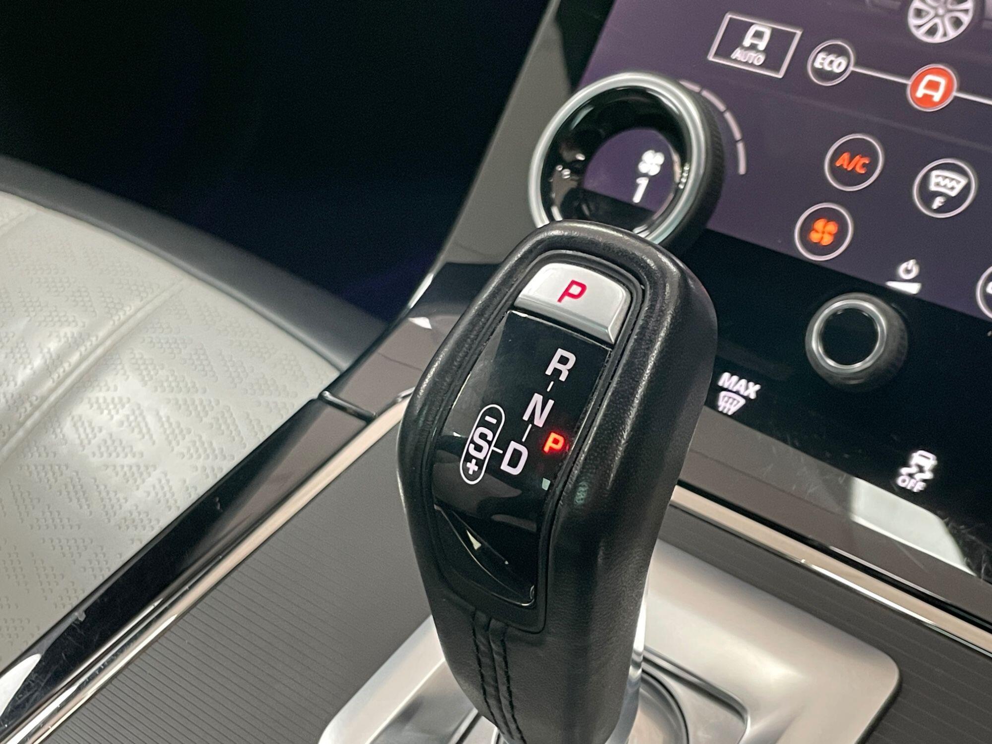 Land Rover Range Rover Evoque - Image 50