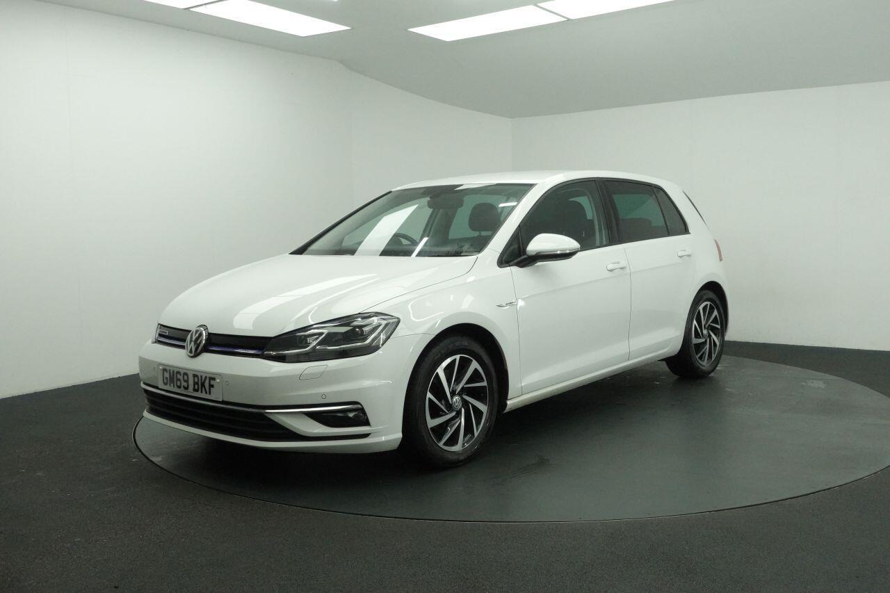 Volkswagen Golf - Image 11