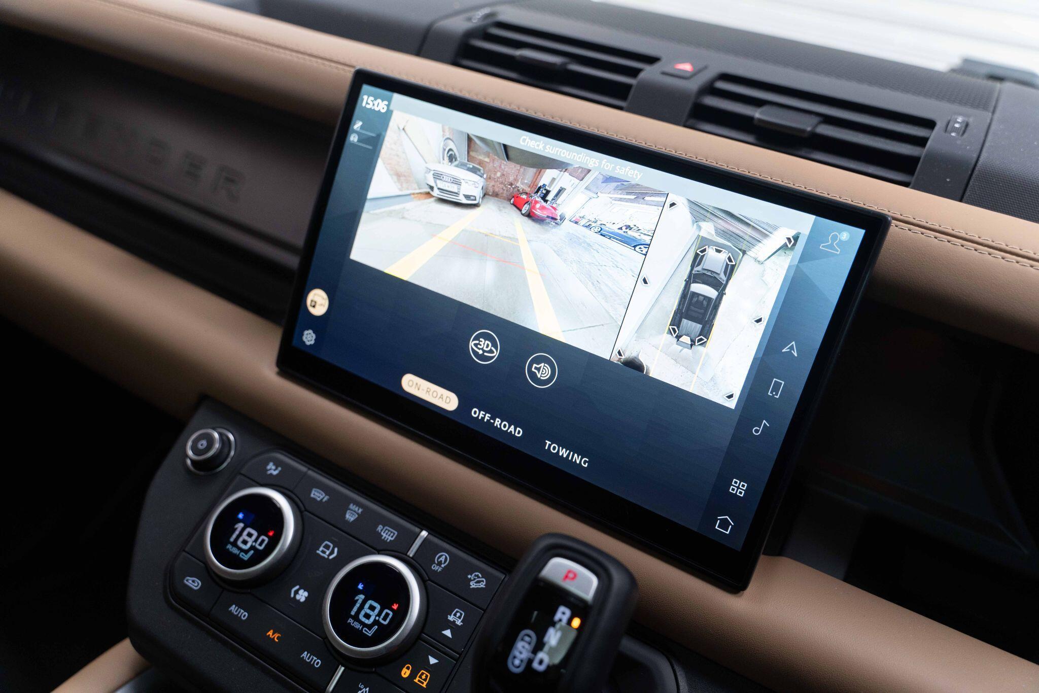 Land Rover Defender 110 - Image 18