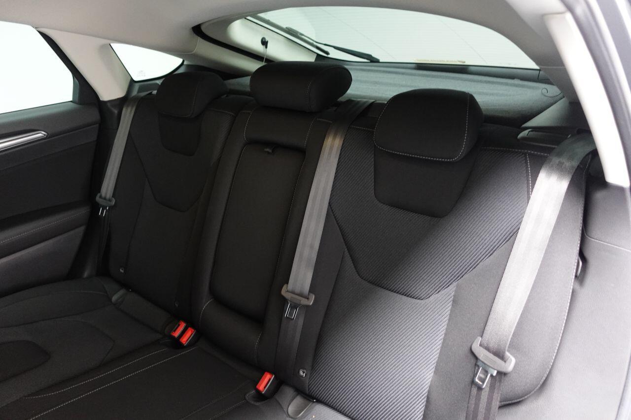 Ford Mondeo - Image 6