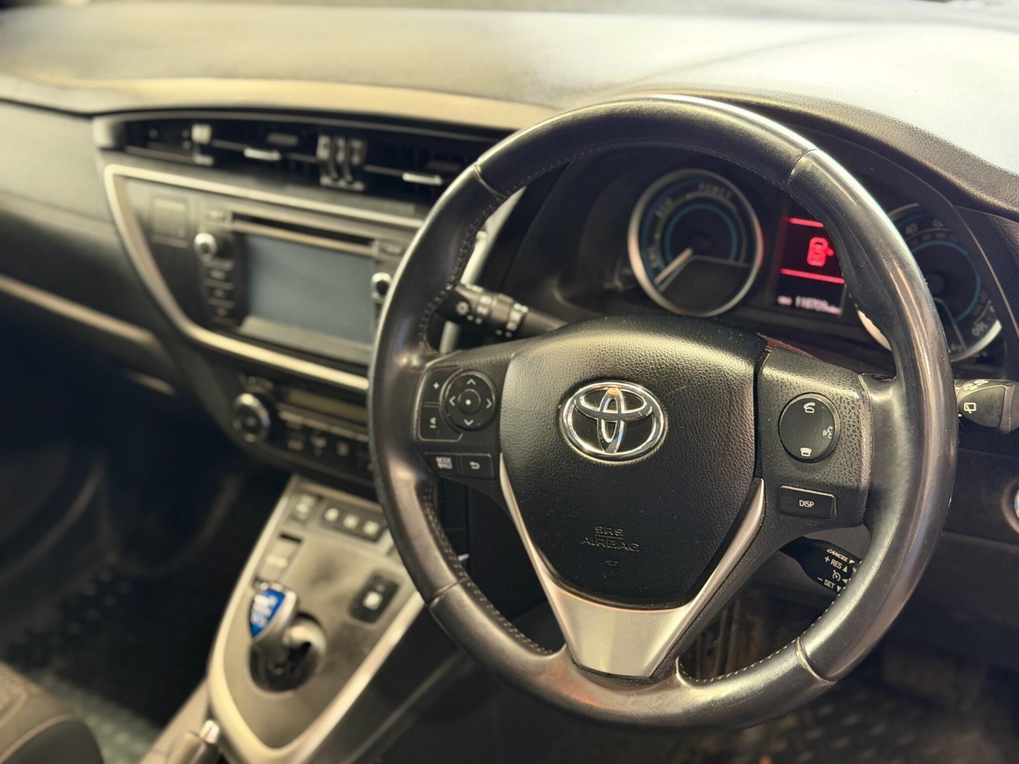 Toyota Auris - Image 23