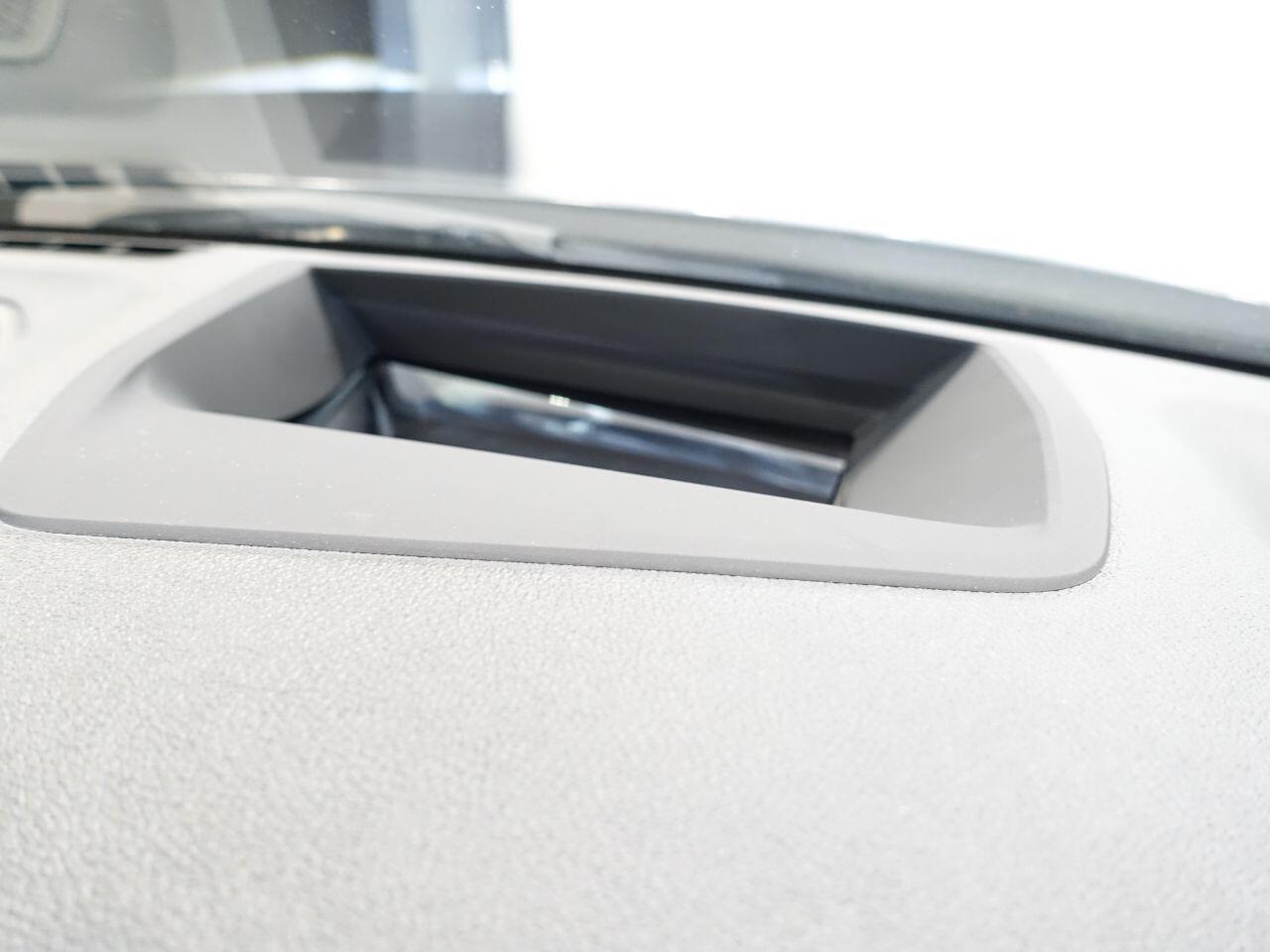 BMW 3 Series - Image 4