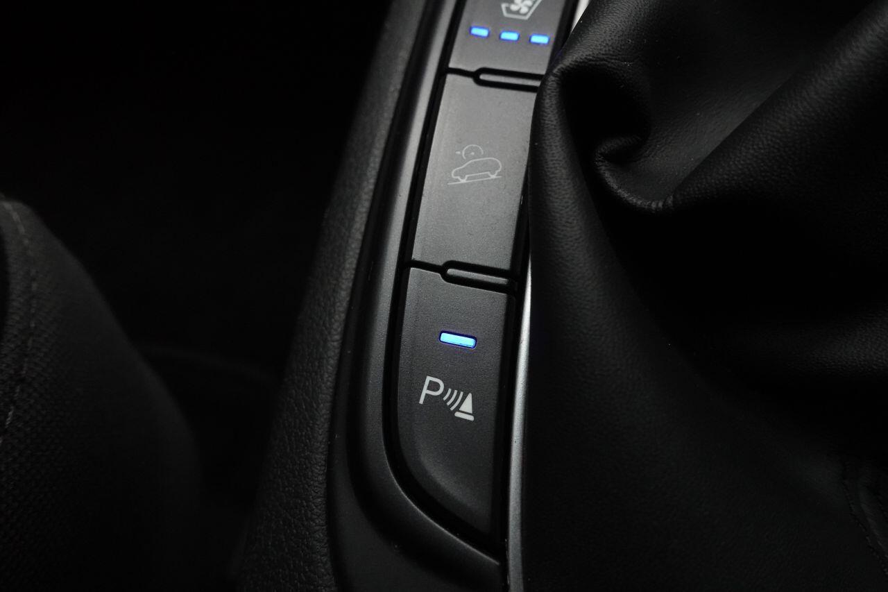 Hyundai Kona - Image 40