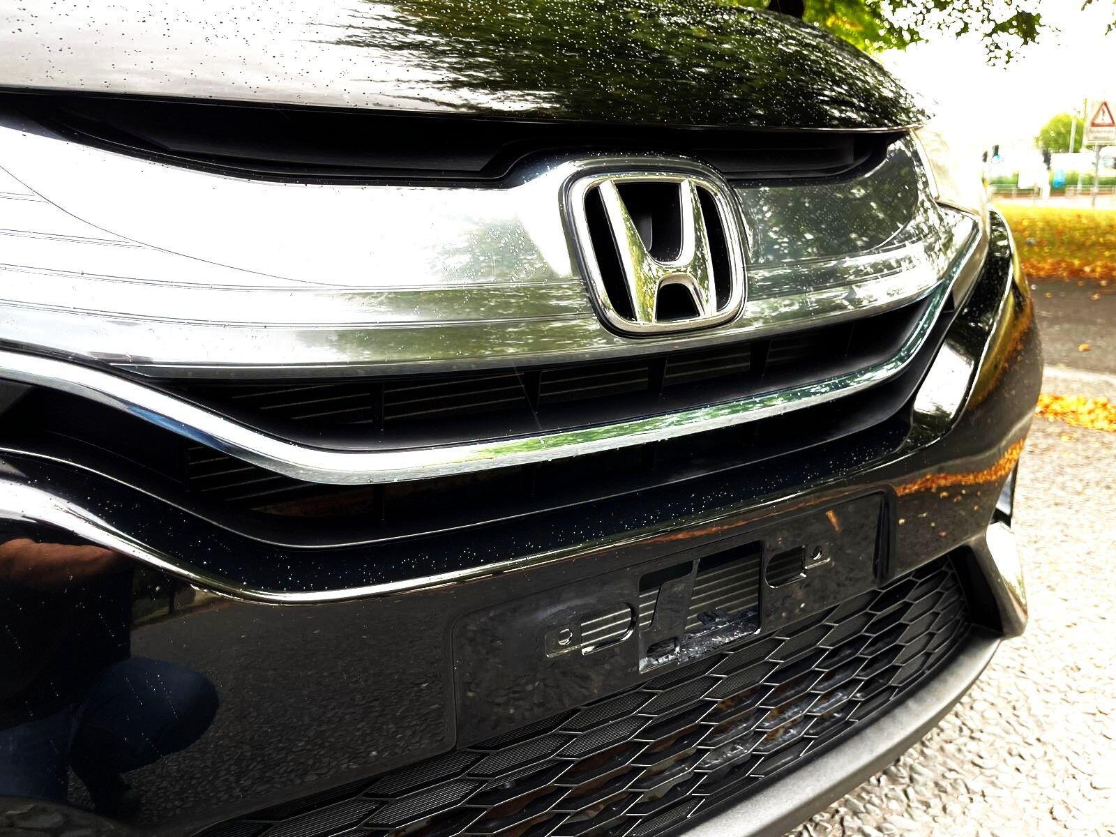 Honda FIT - Image 10