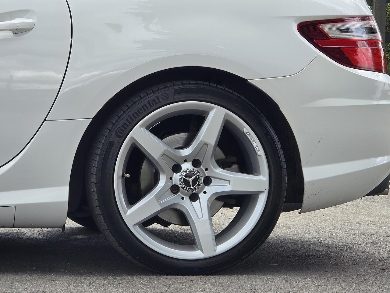 Mercedes SLK - Image 21