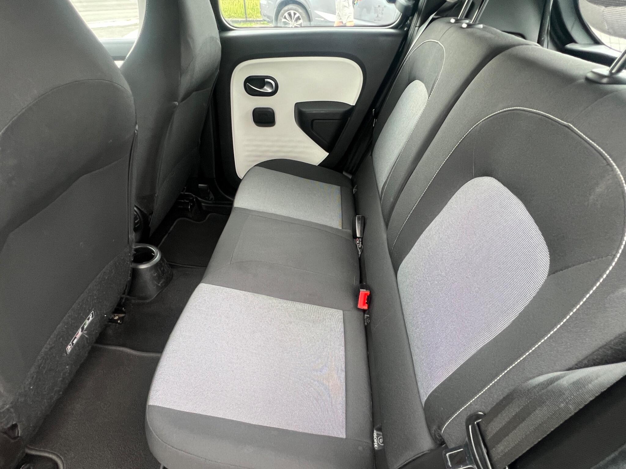 Renault Twingo - Image 11