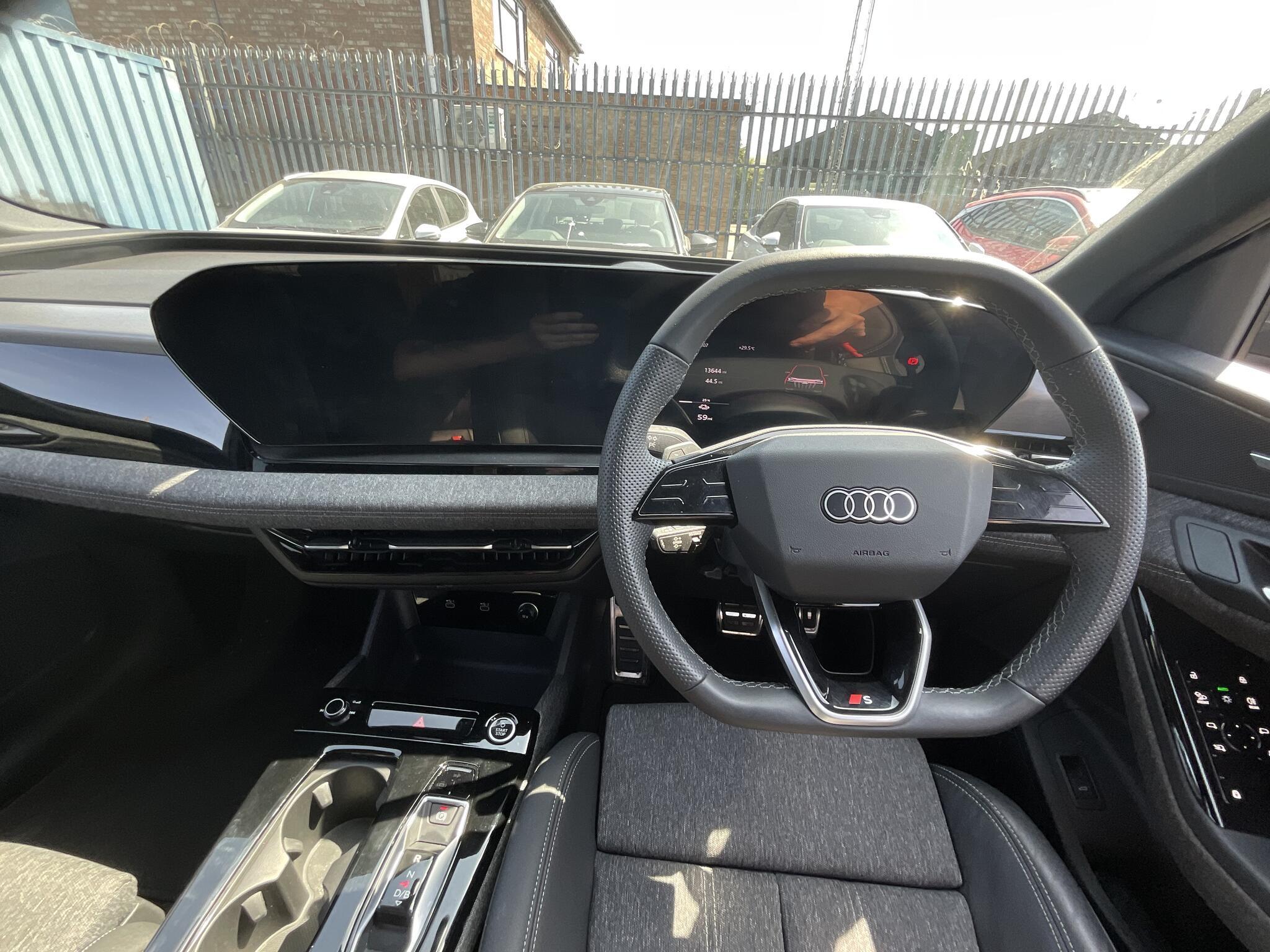 Audi Q6 e-tron - Image 6