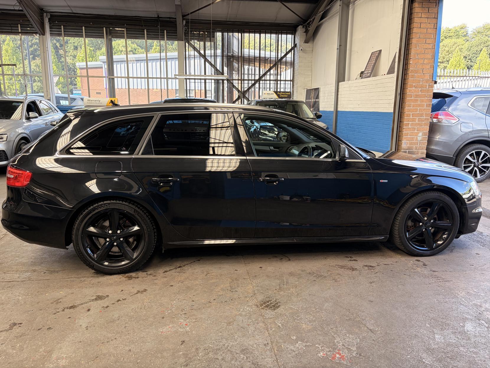 Audi A4 Avant - Image 8