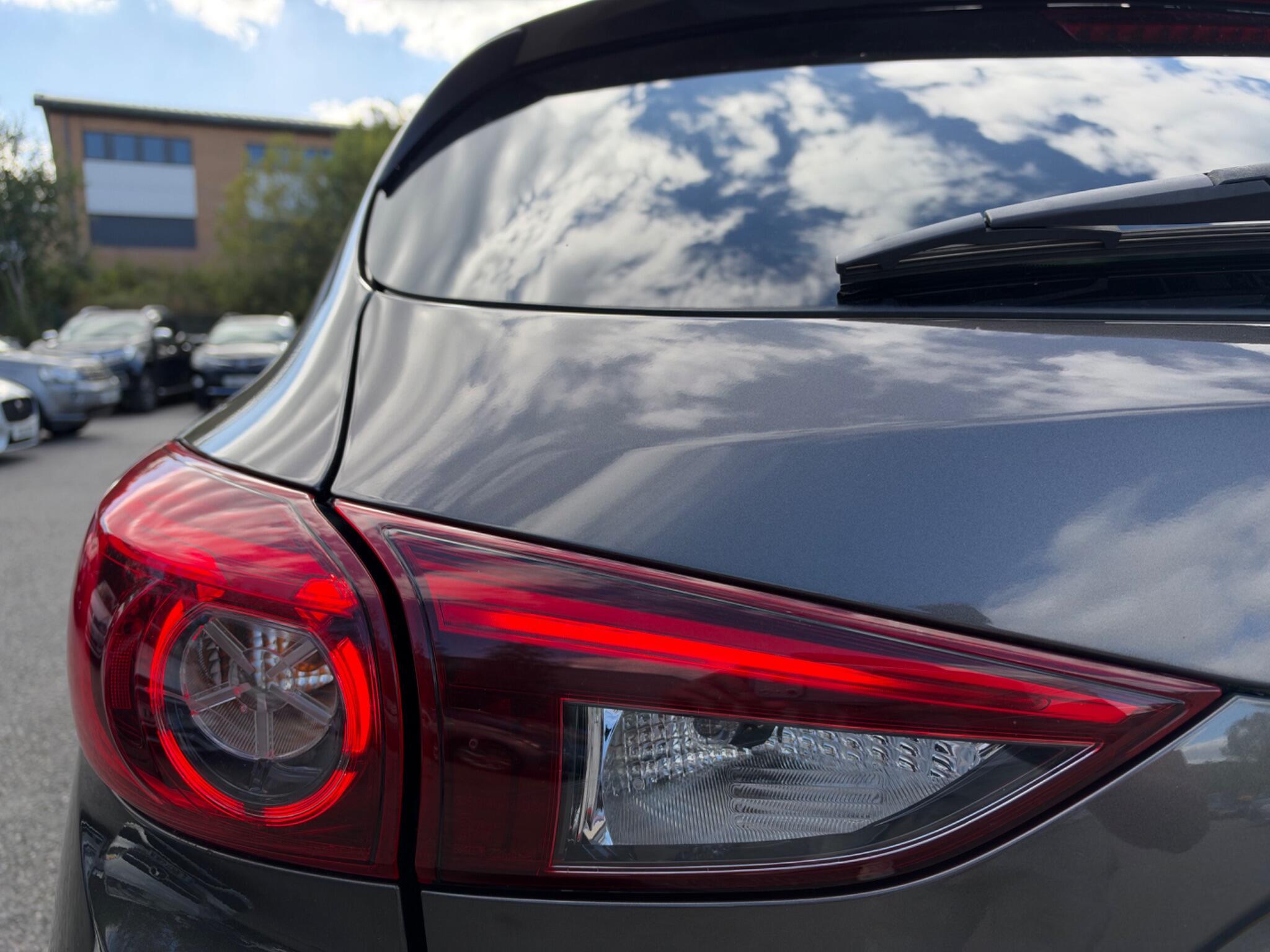 Mazda MAZDA3 - Image 9