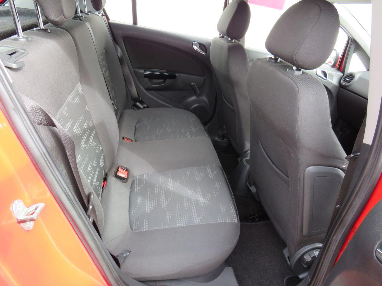 Vauxhall Corsa - Image 8