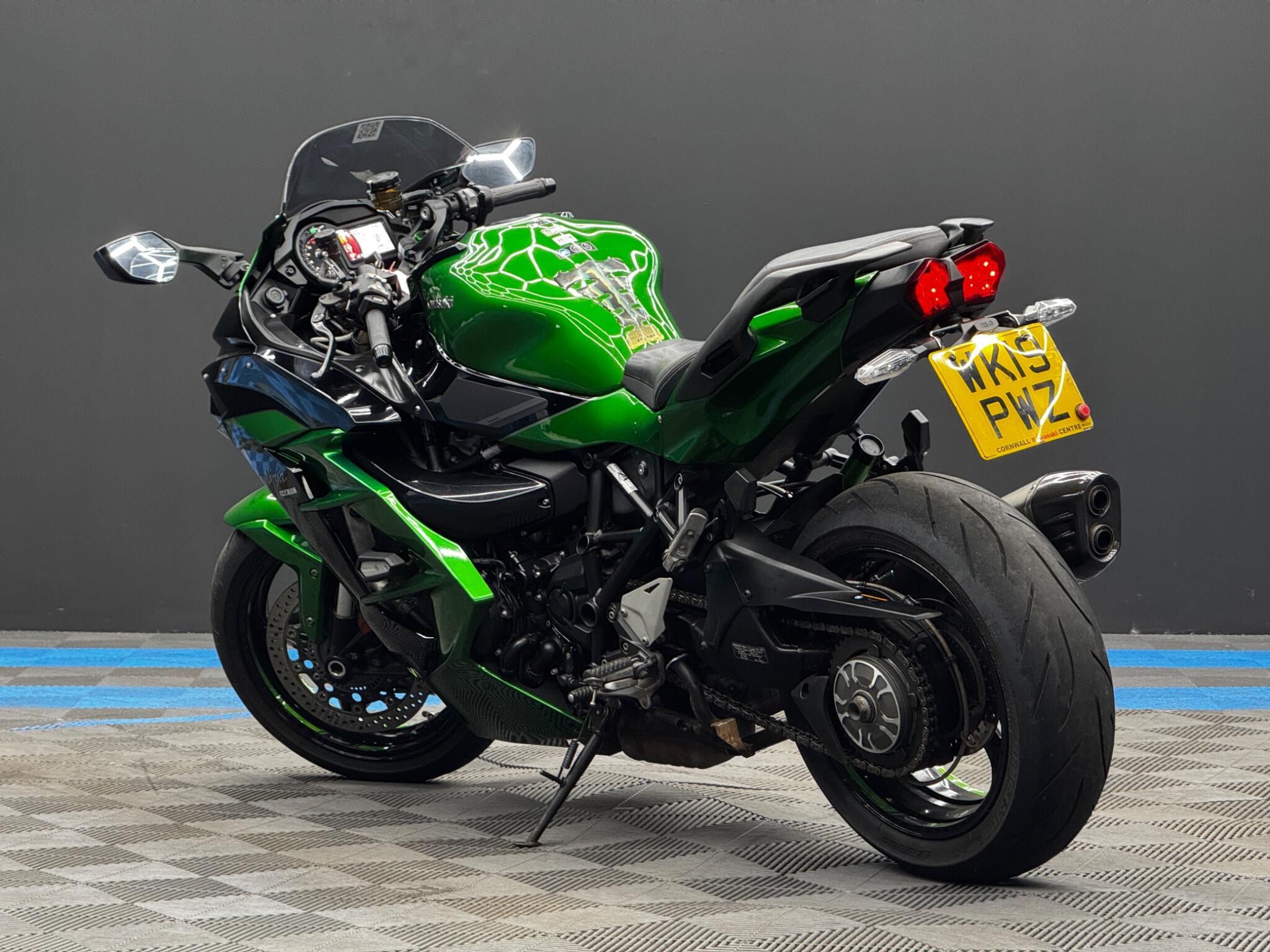 Kawasaki NINJA H2 SX - Image 7