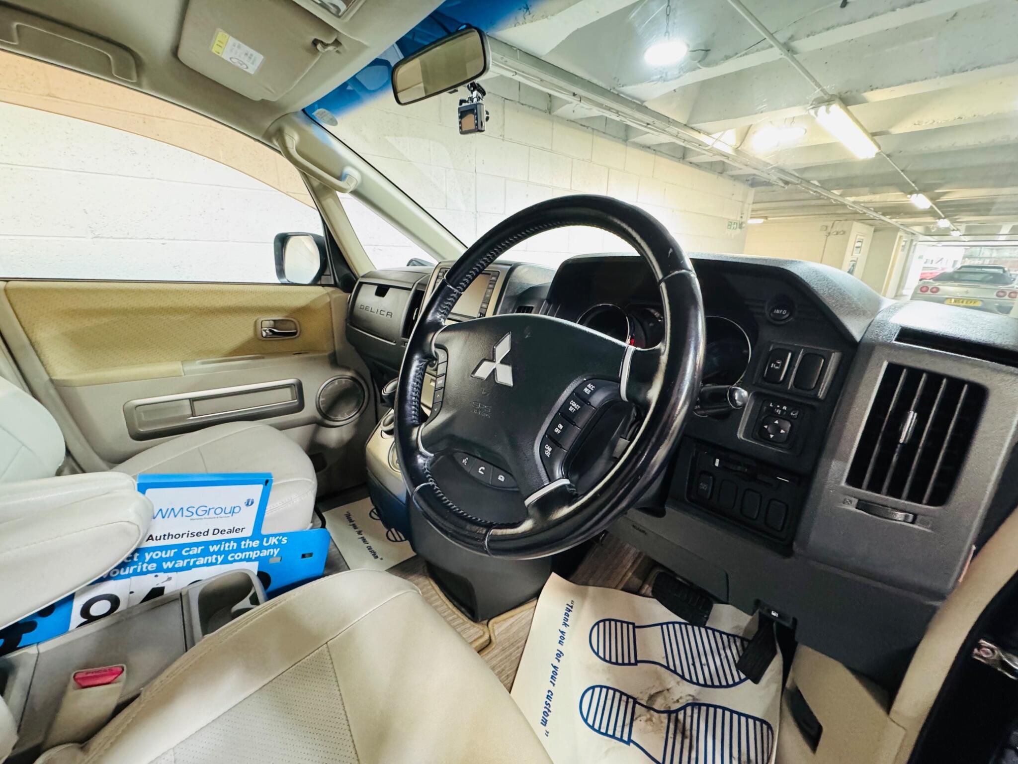 Mitsubishi Delica - Image 8