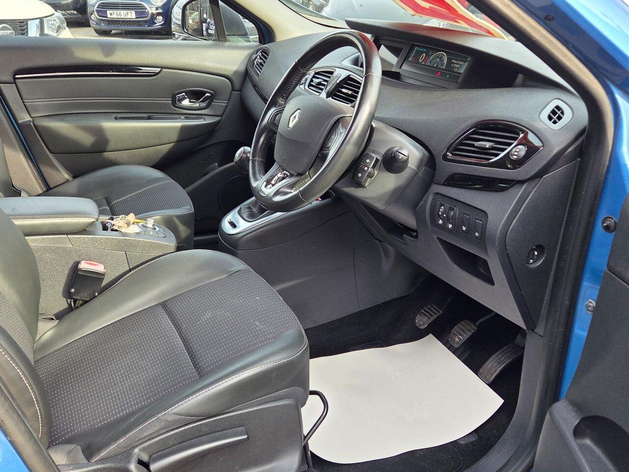 Renault Scenic - Image 12