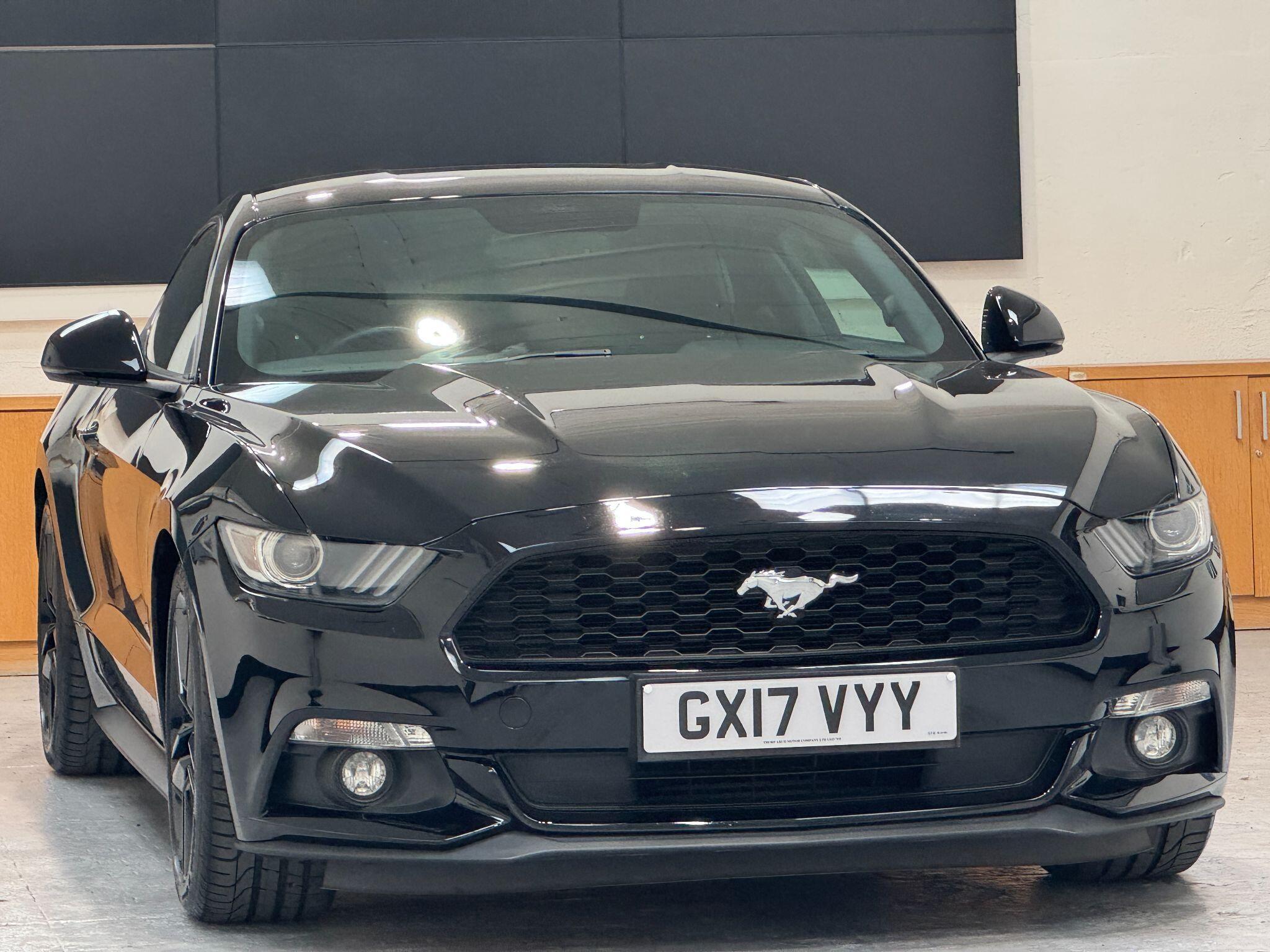 Ford Mustang - Image 6