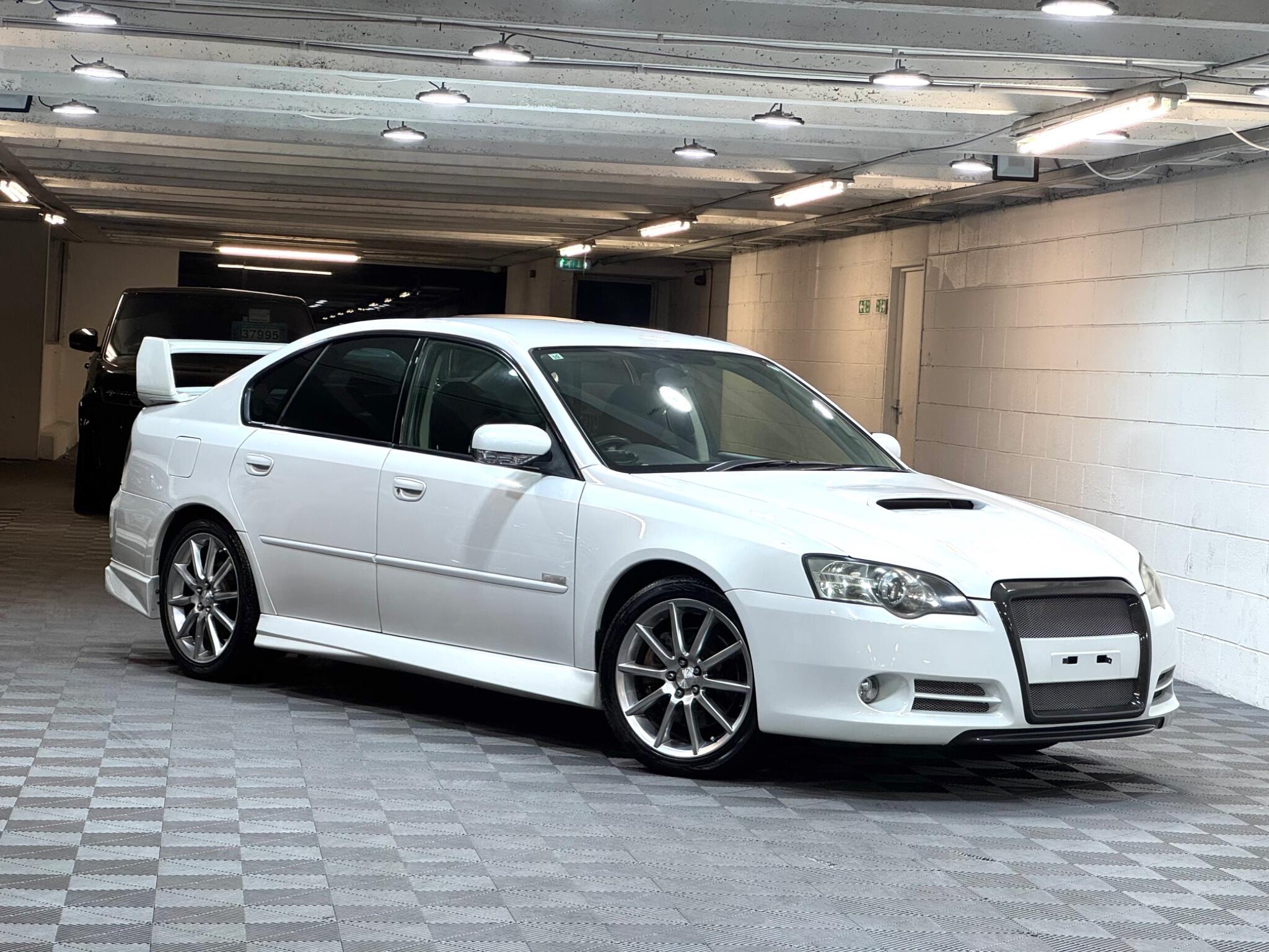 Subaru Legacy - Image 7
