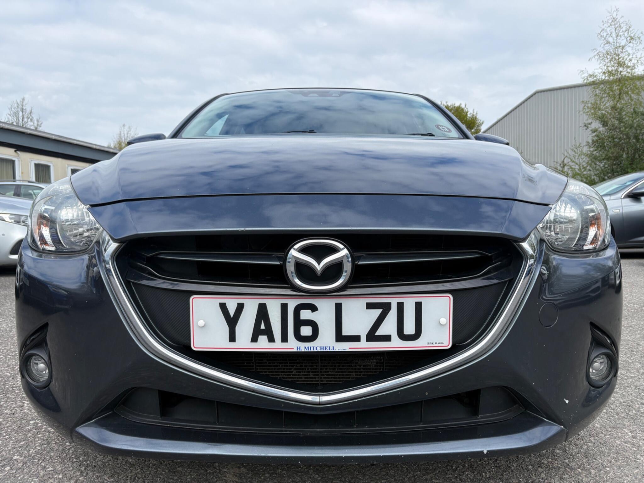 Mazda MAZDA2 - Image 4