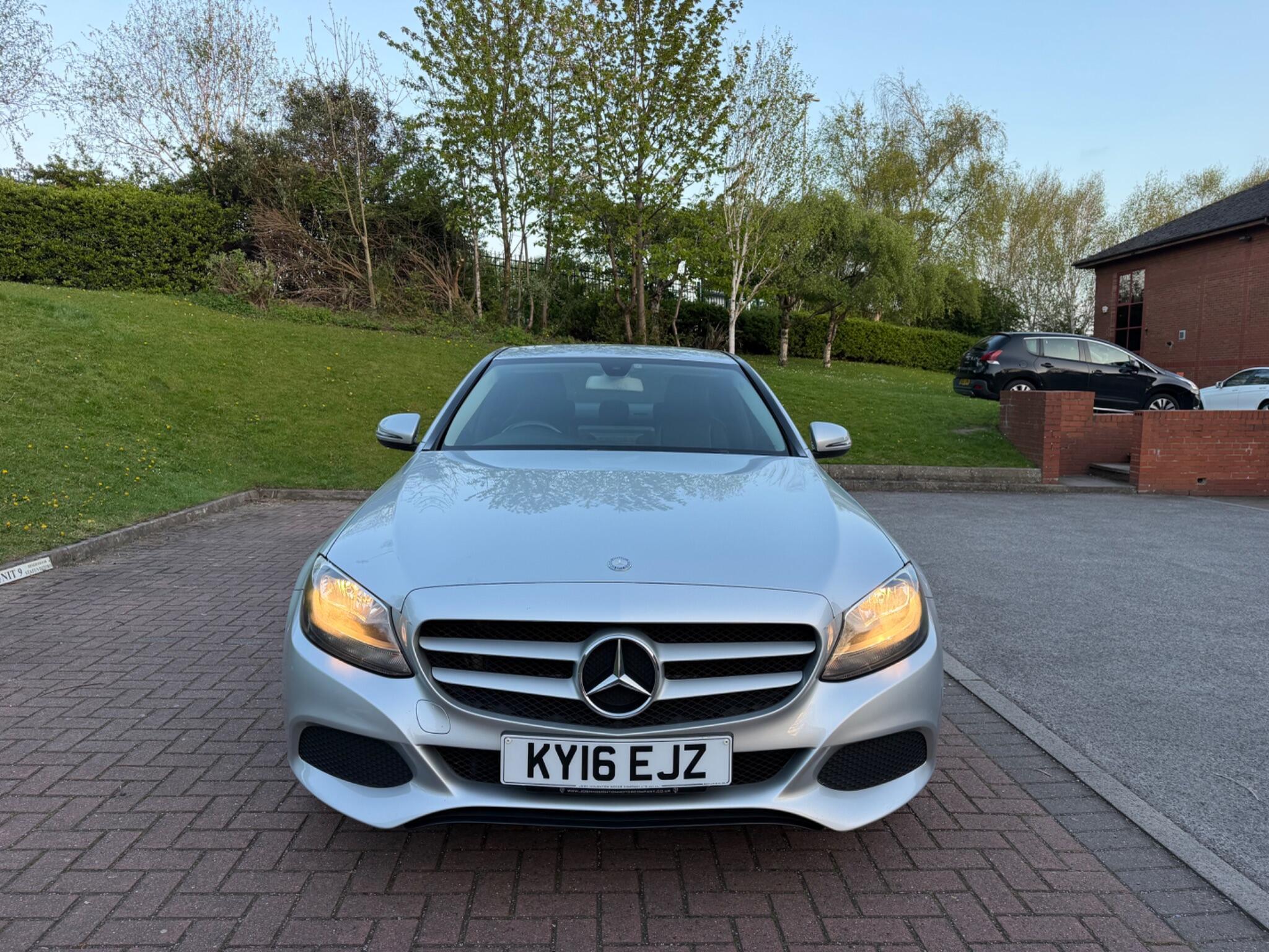 Mercedes C Class - Image 10