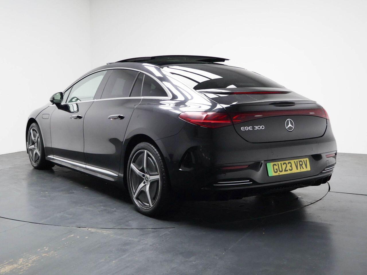 Mercedes-benz EQE - Image 9