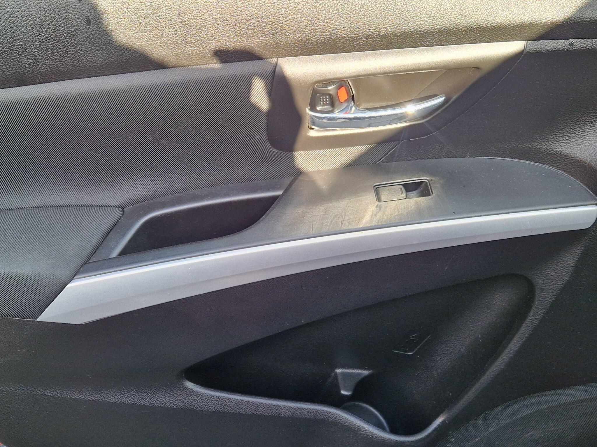 Suzuki SX4 S-Cross - Image 36