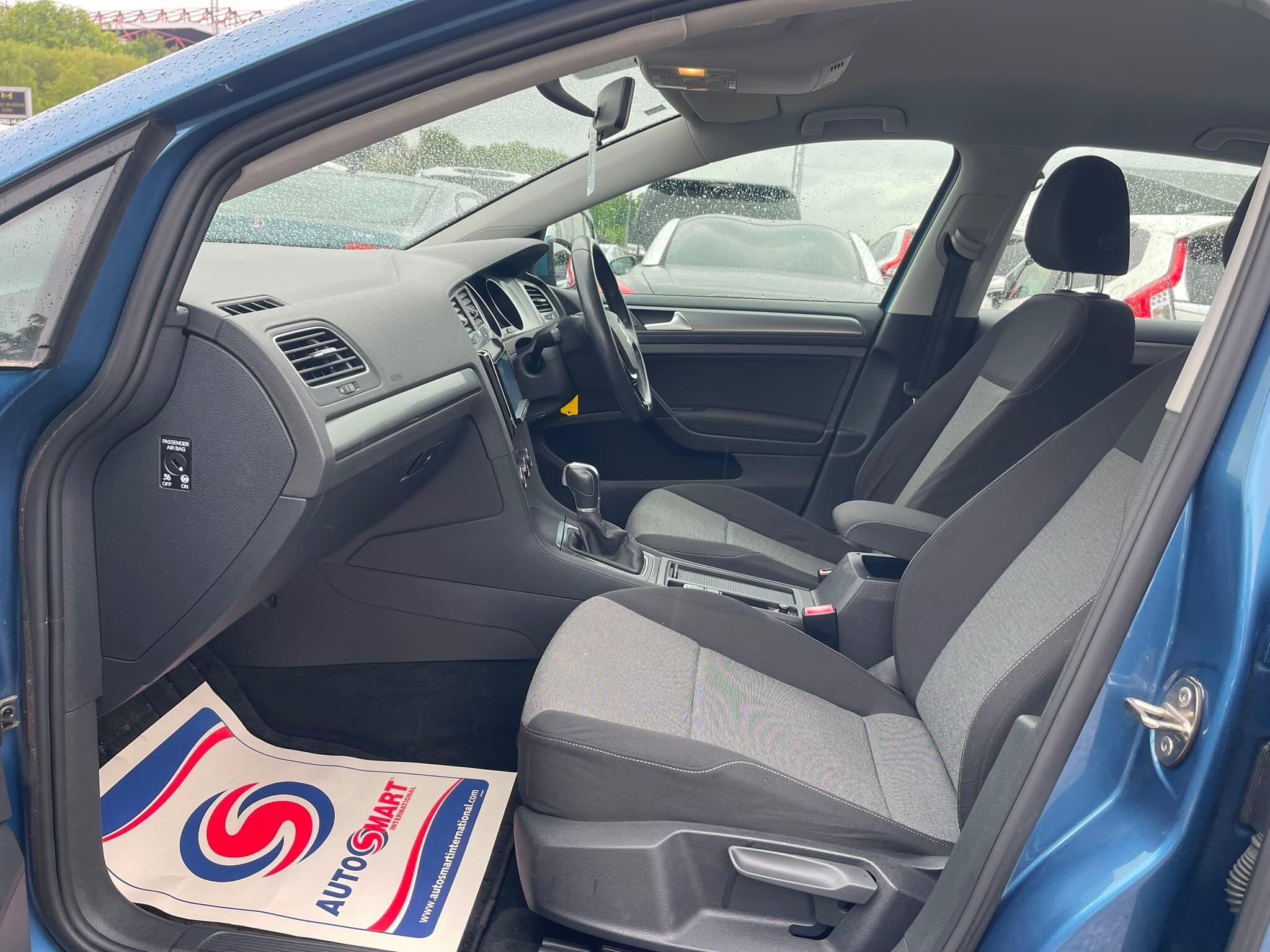 Volkswagen Golf - Image 16