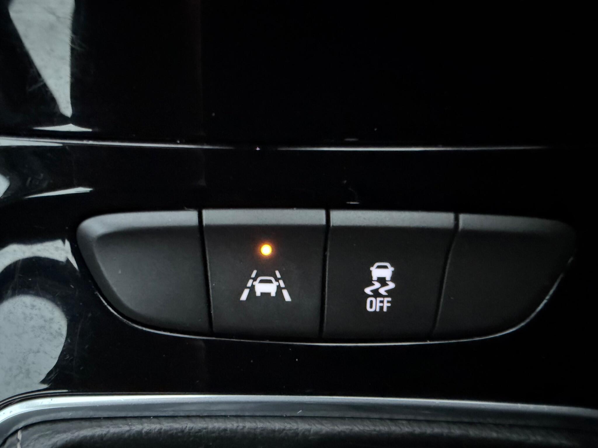 Vauxhall Astra - Image 49