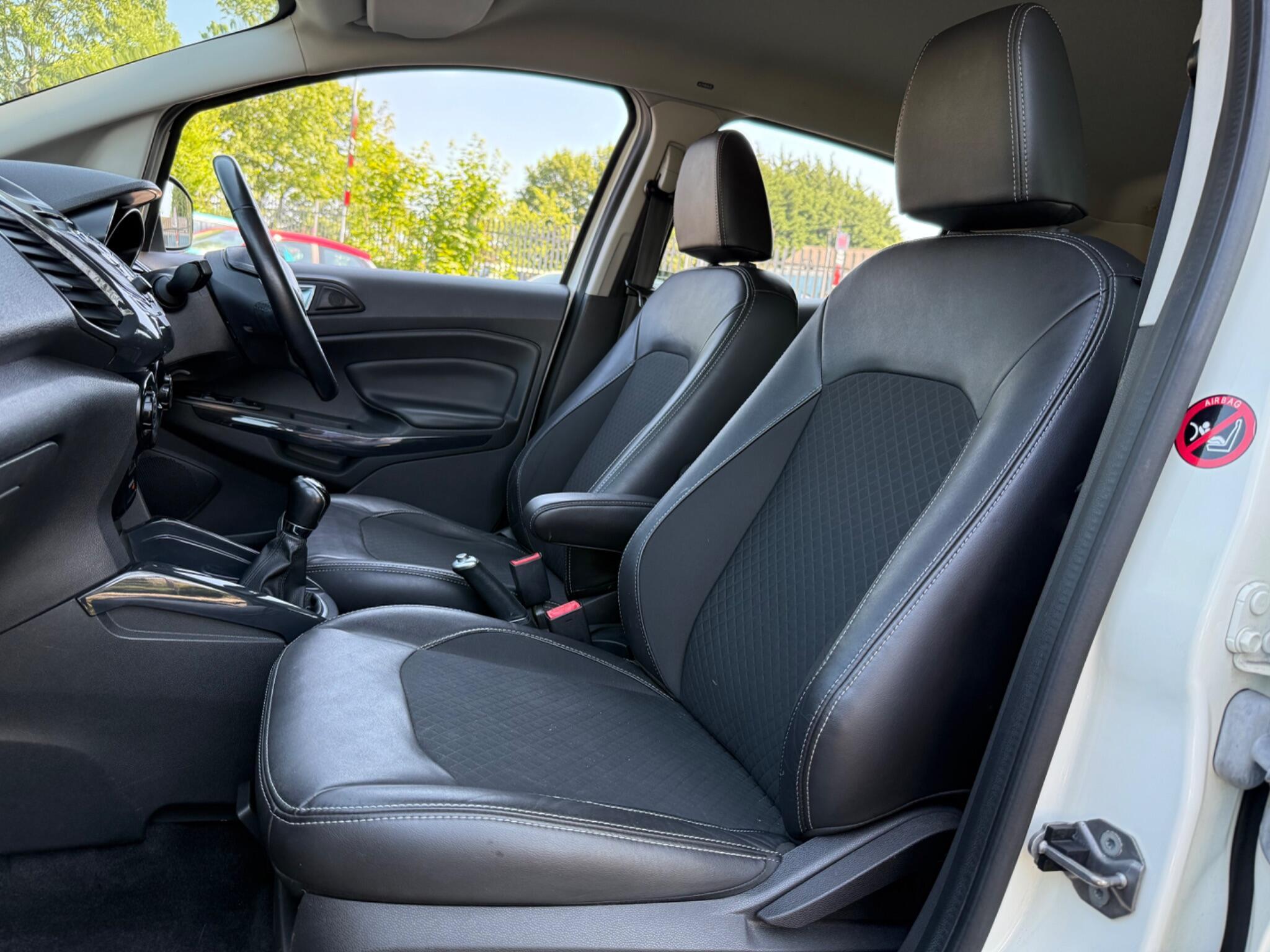 Ford Ecosport - Image 14
