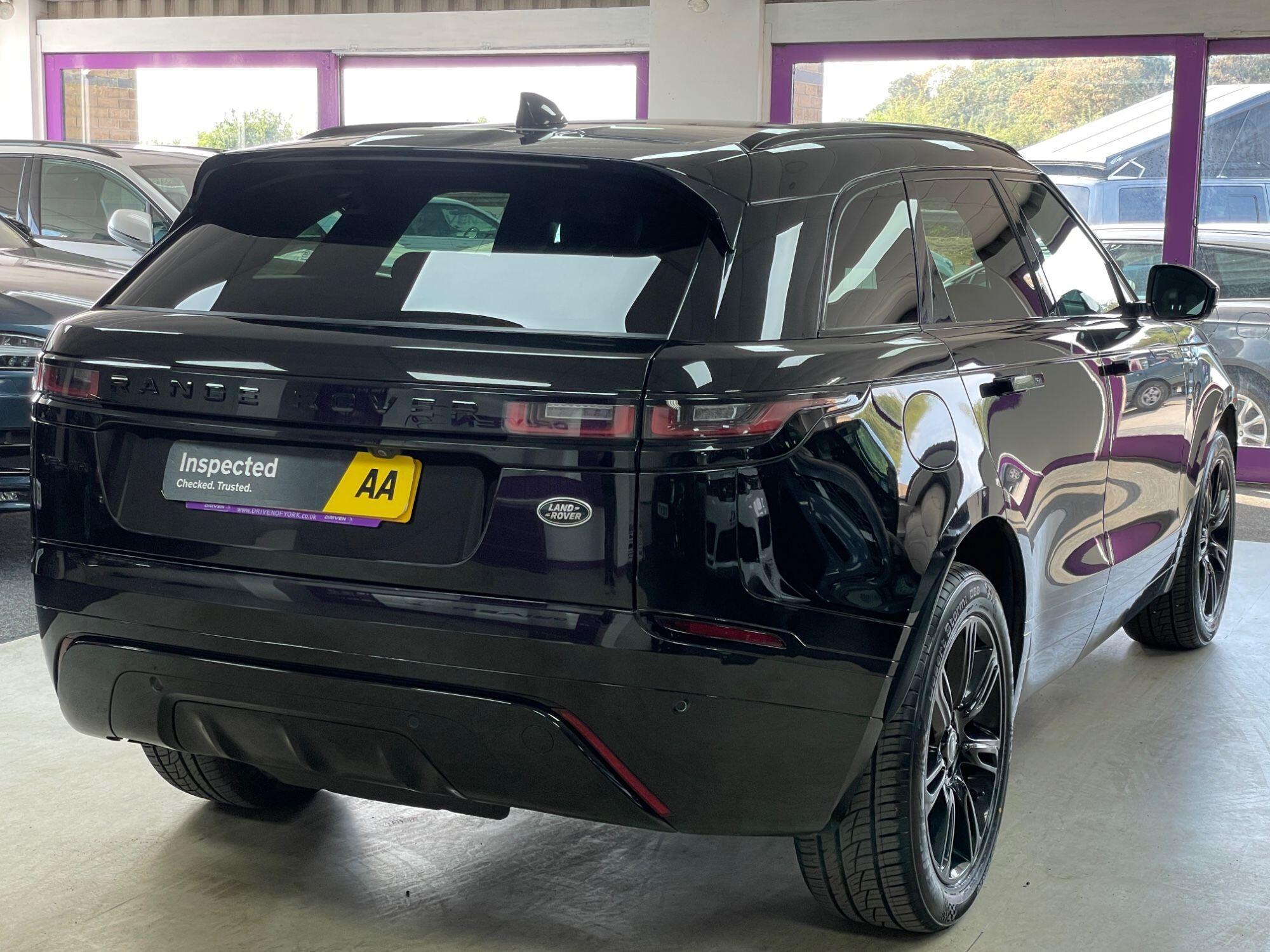 Land Rover Range Rover Velar - Image 11