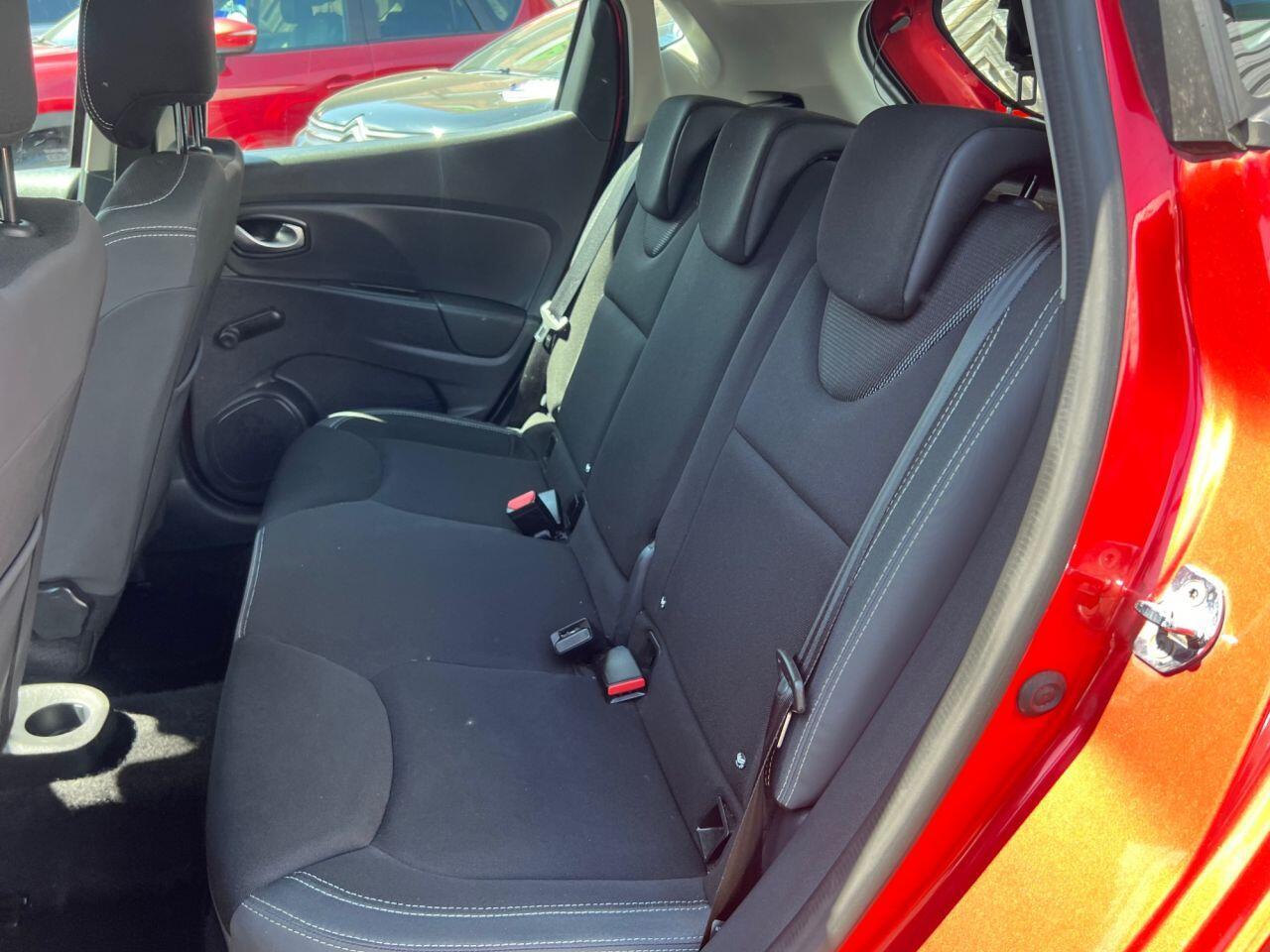 Renault Clio - Image 28