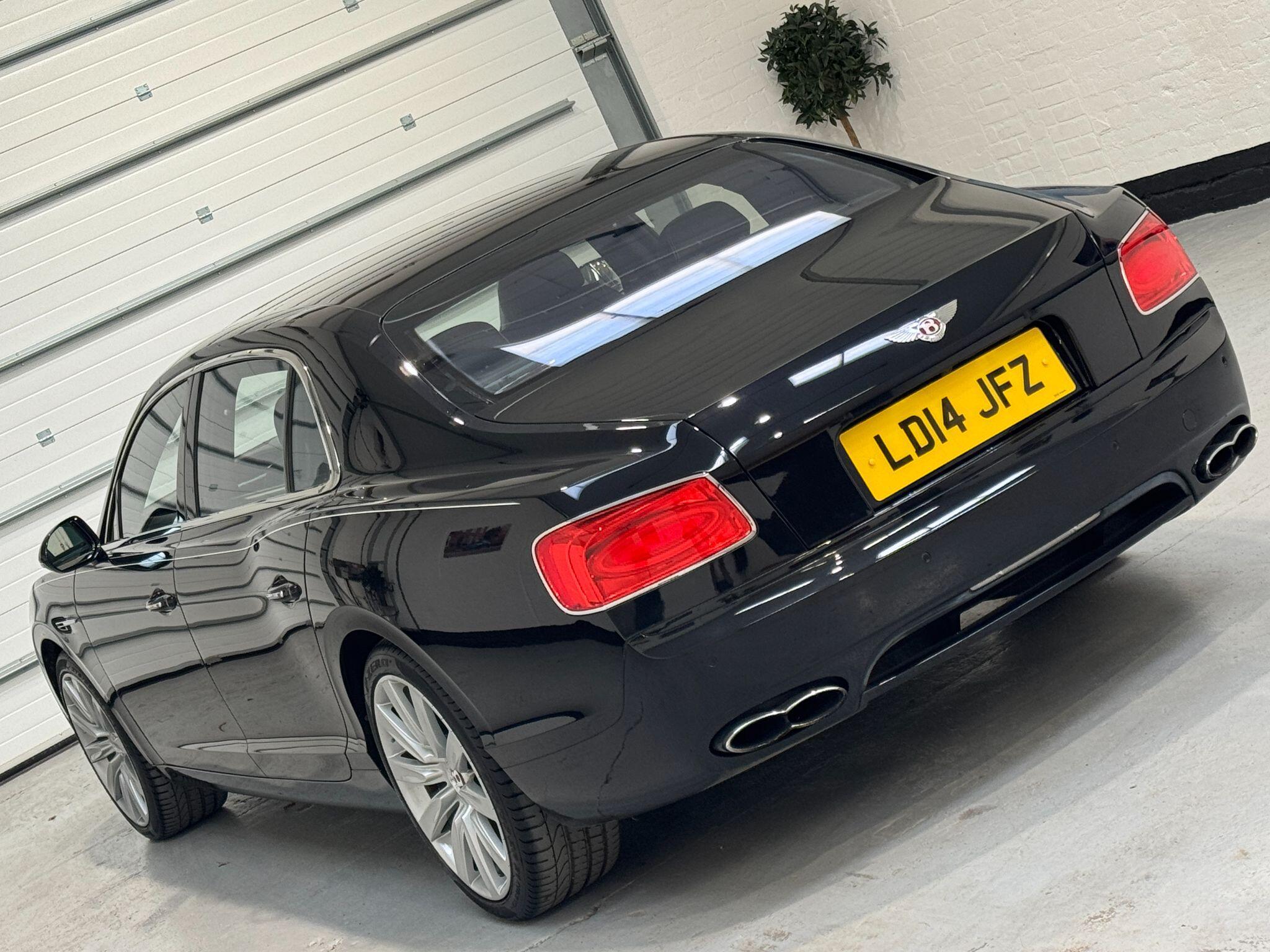 Bentley Flying Spur - Image 37