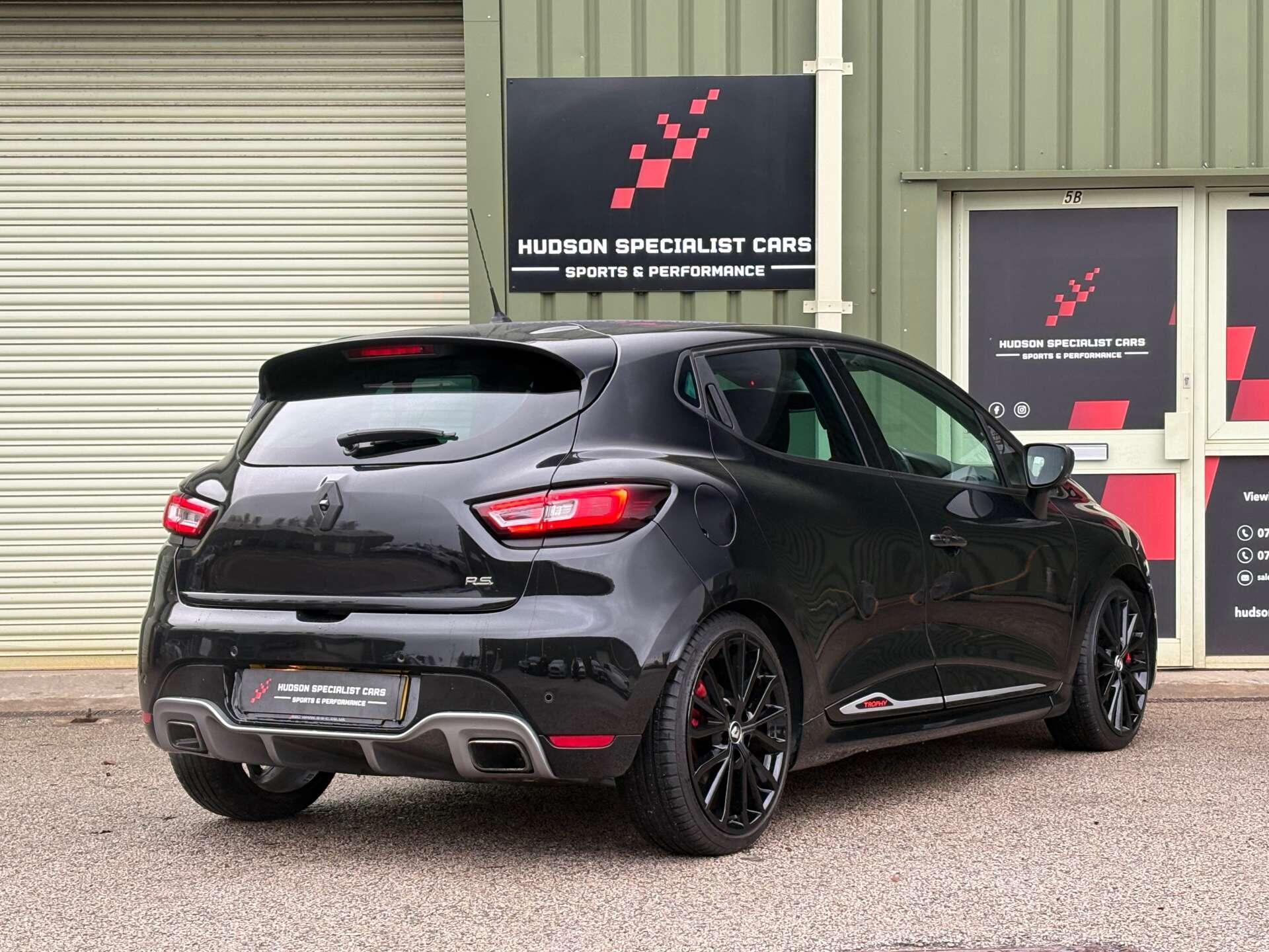 Renault Clio - Image 9