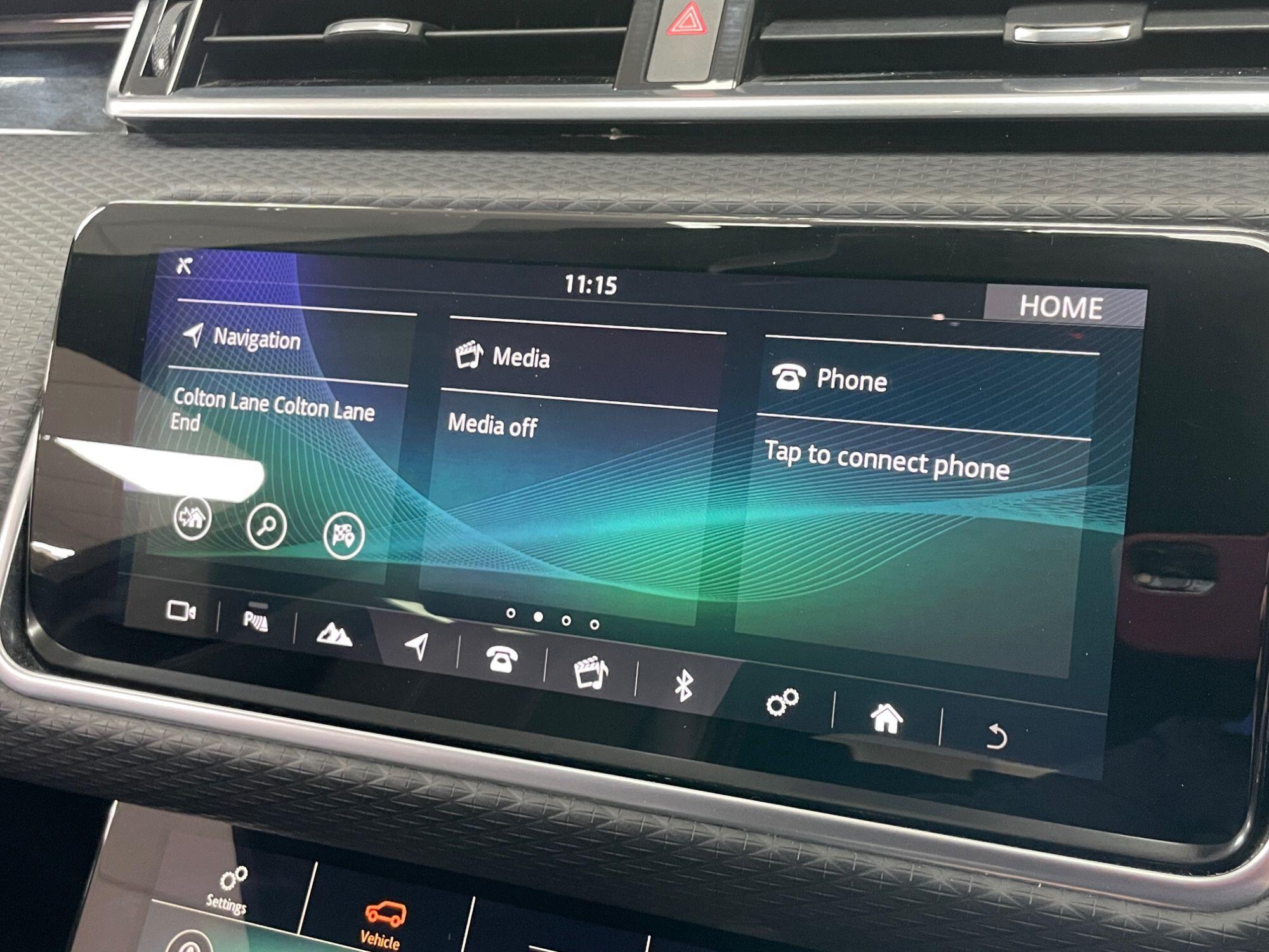 Land Rover Range Rover Velar - Image 47