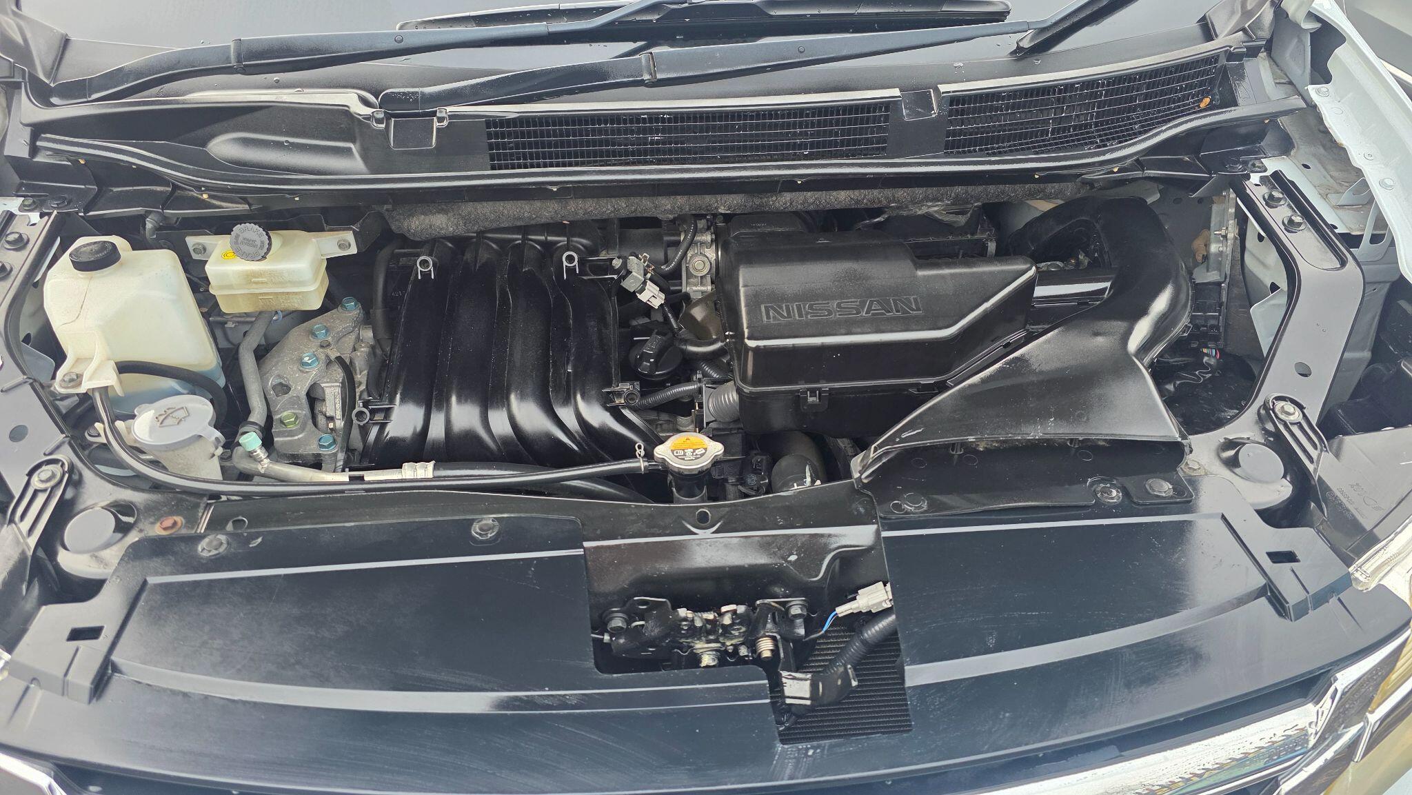 Nissan Serena - Image 47