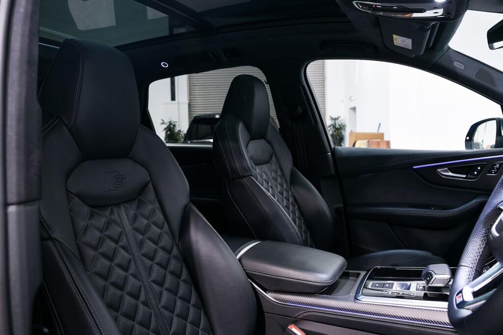 Audi SQ7 - Image 19