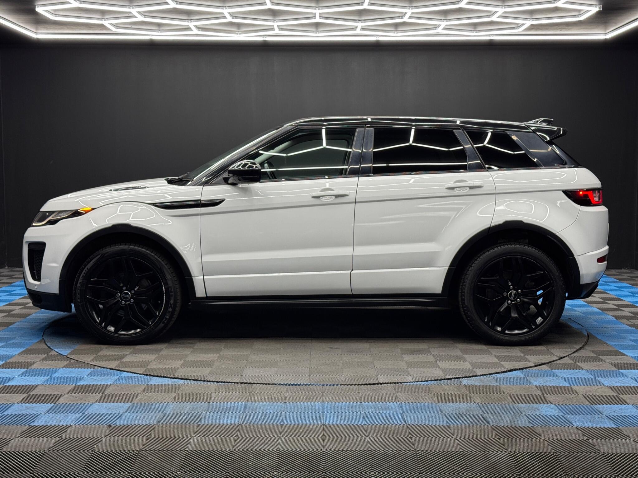 Land Rover Range Rover Evoque - Image 8