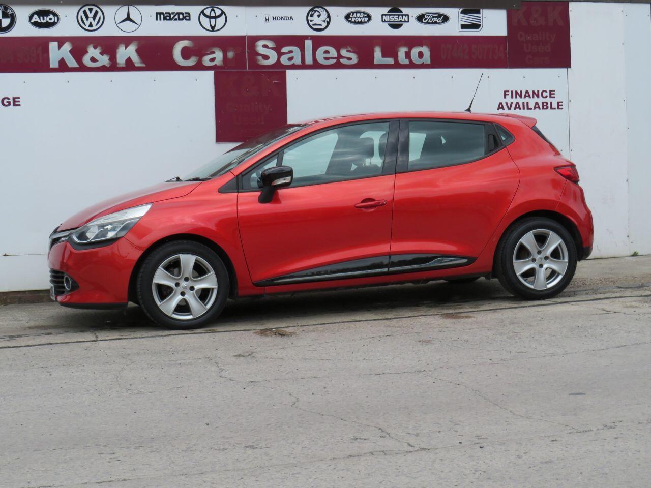 Renault Clio - Image 29