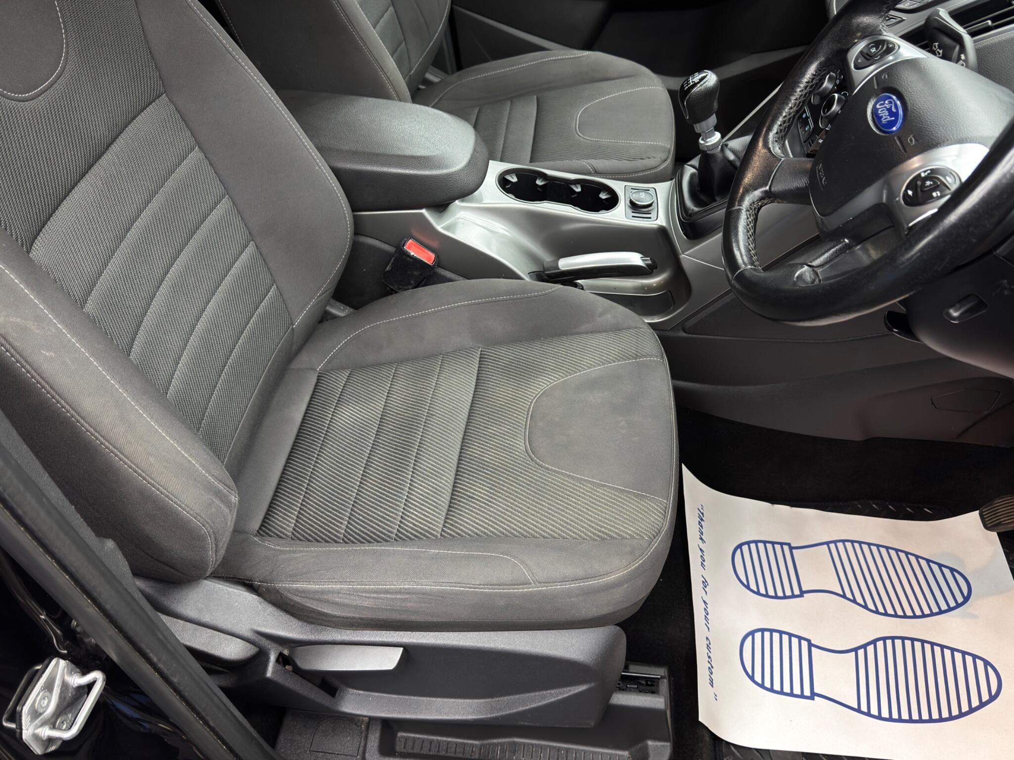 Ford Kuga - Image 13